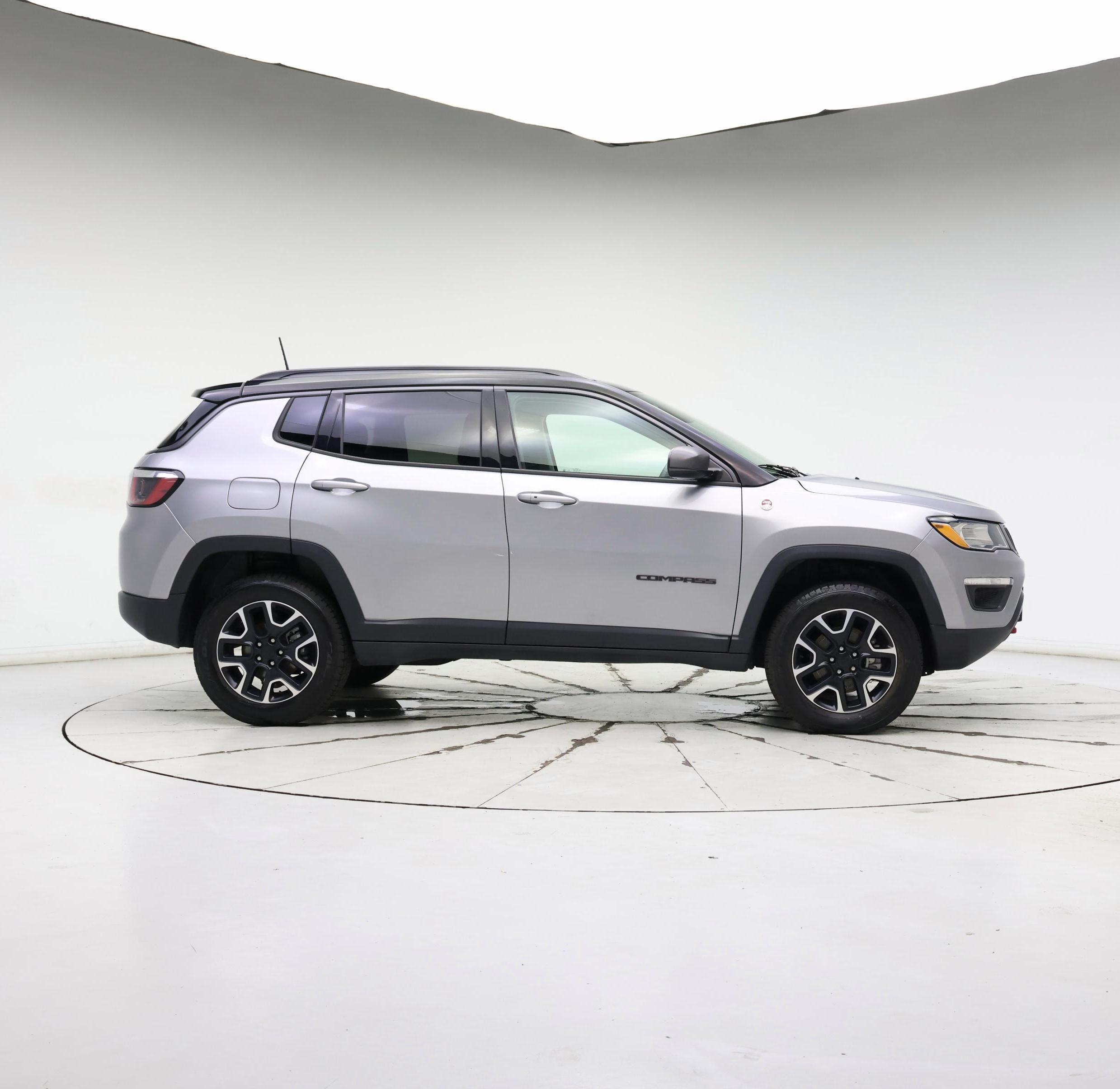 Thumbnail: 2020 Jeep Compass - 7
