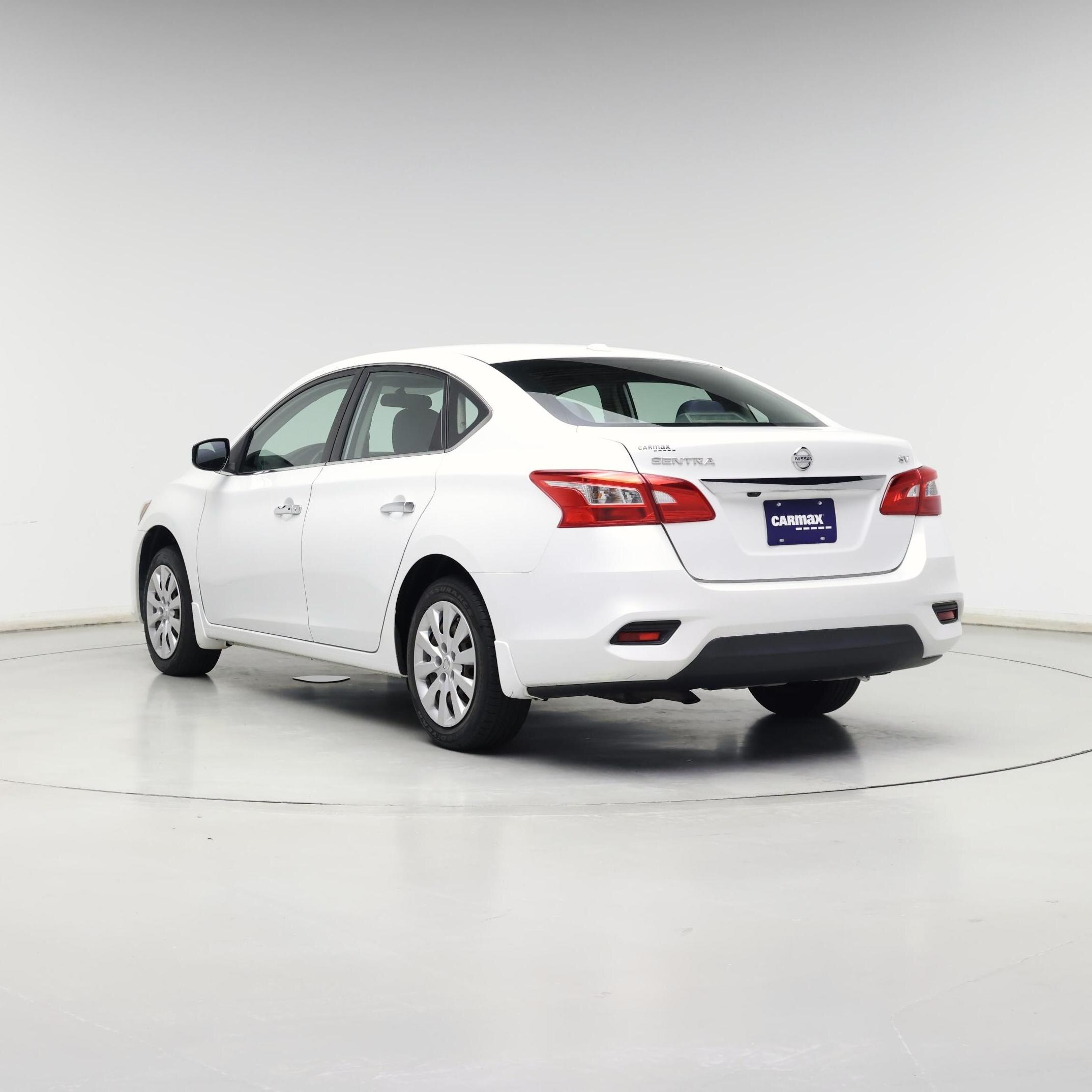 Thumbnail: 2016 Nissan Sentra - 2
