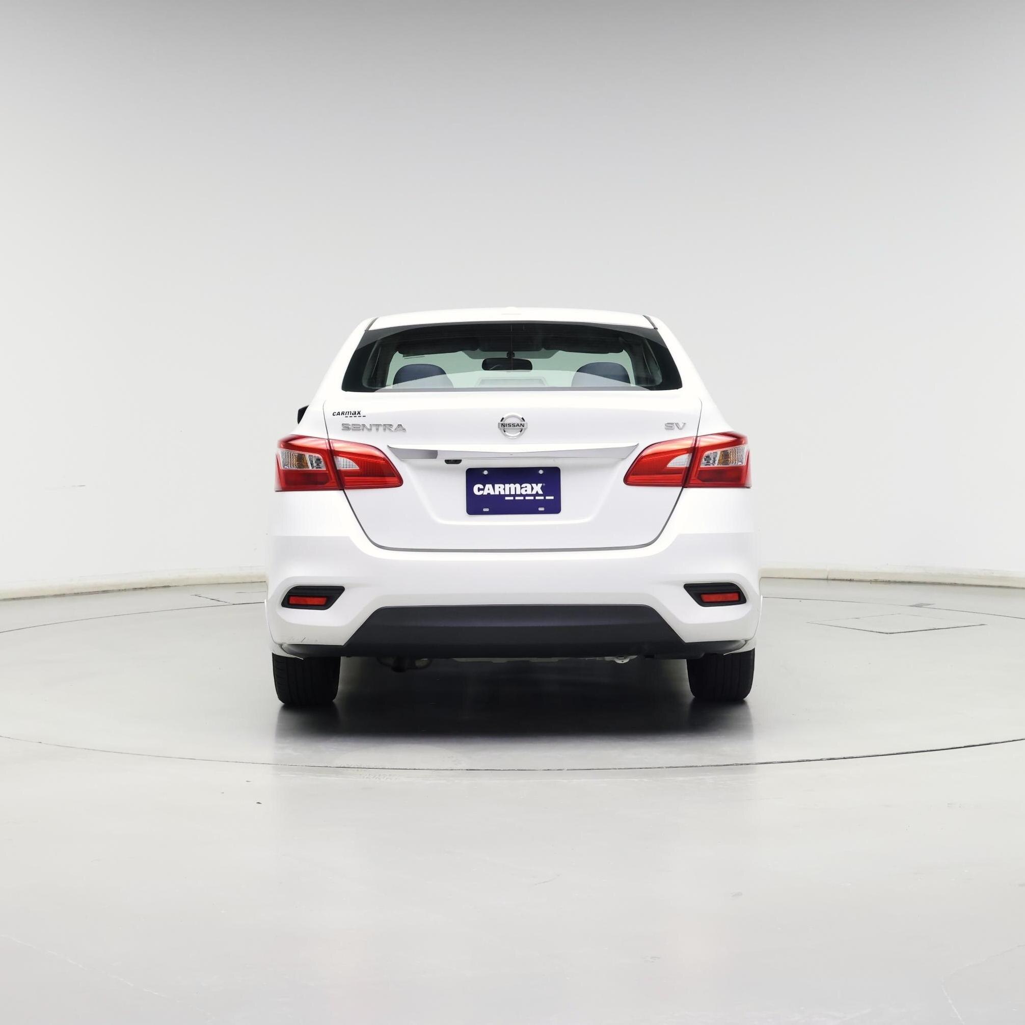 Thumbnail: 2016 Nissan Sentra - 6
