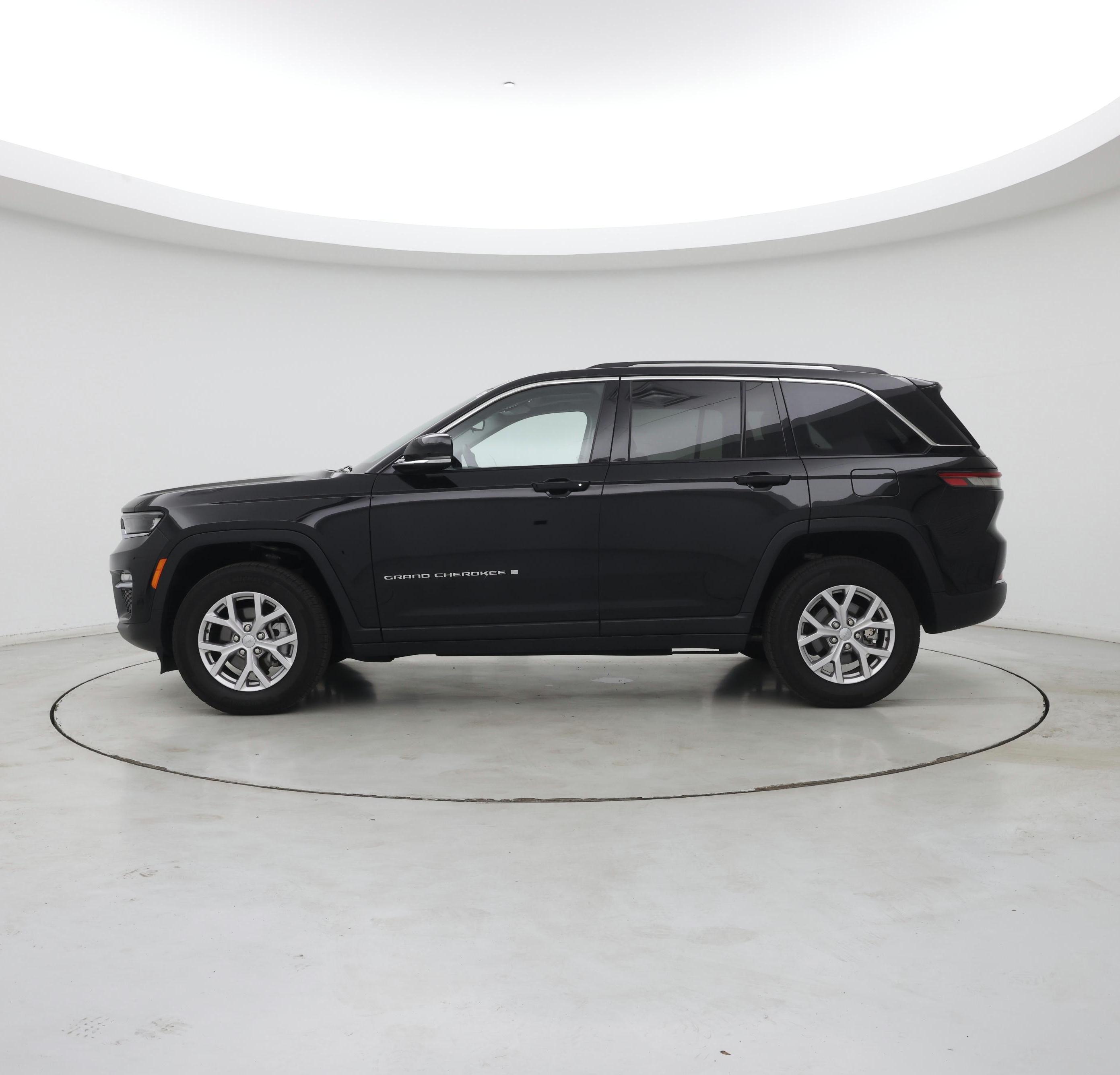 Thumbnail: 2022 Jeep Grand Cherokee - 3