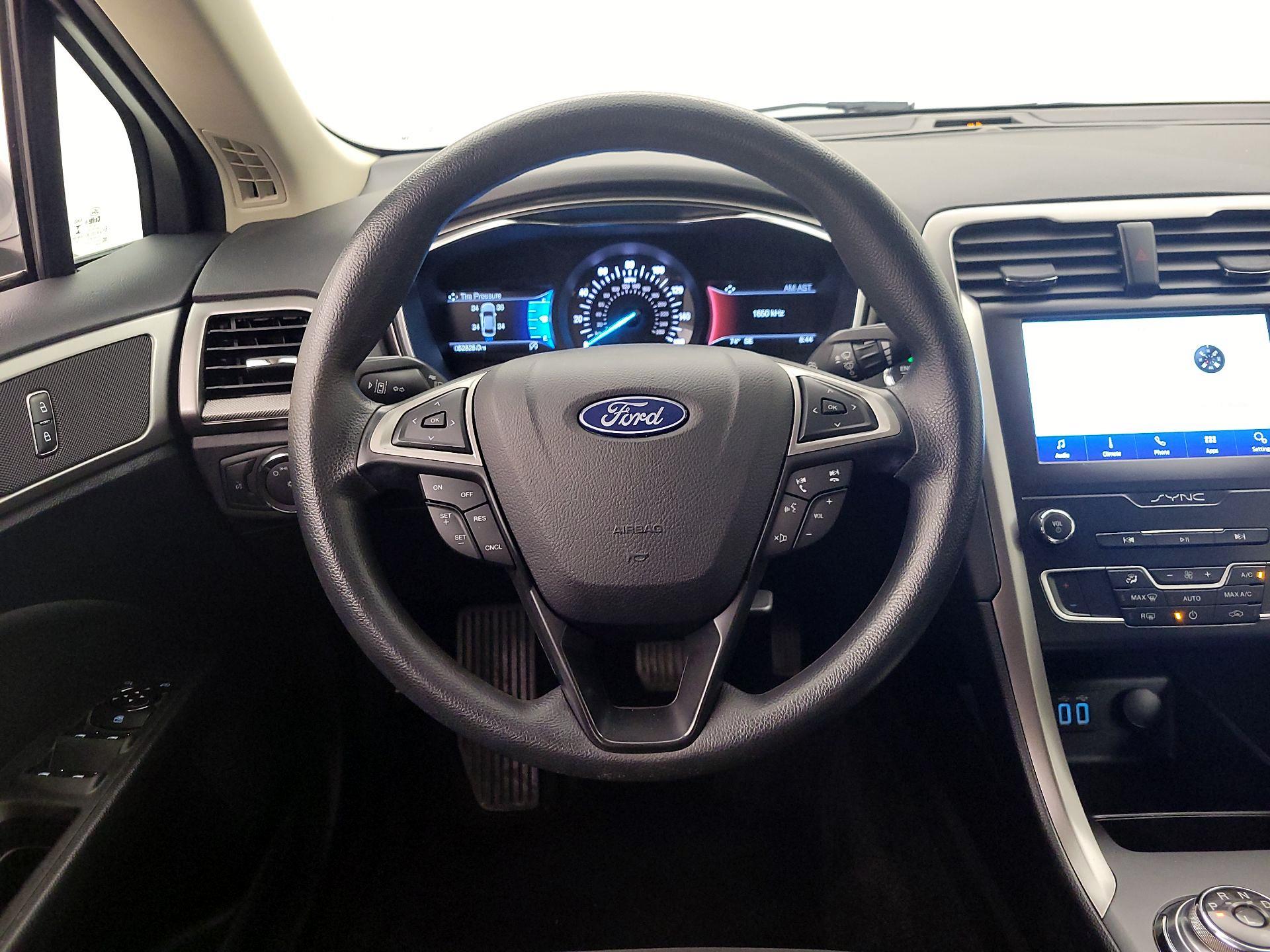 Thumbnail: 2020 Ford Fusion - 10