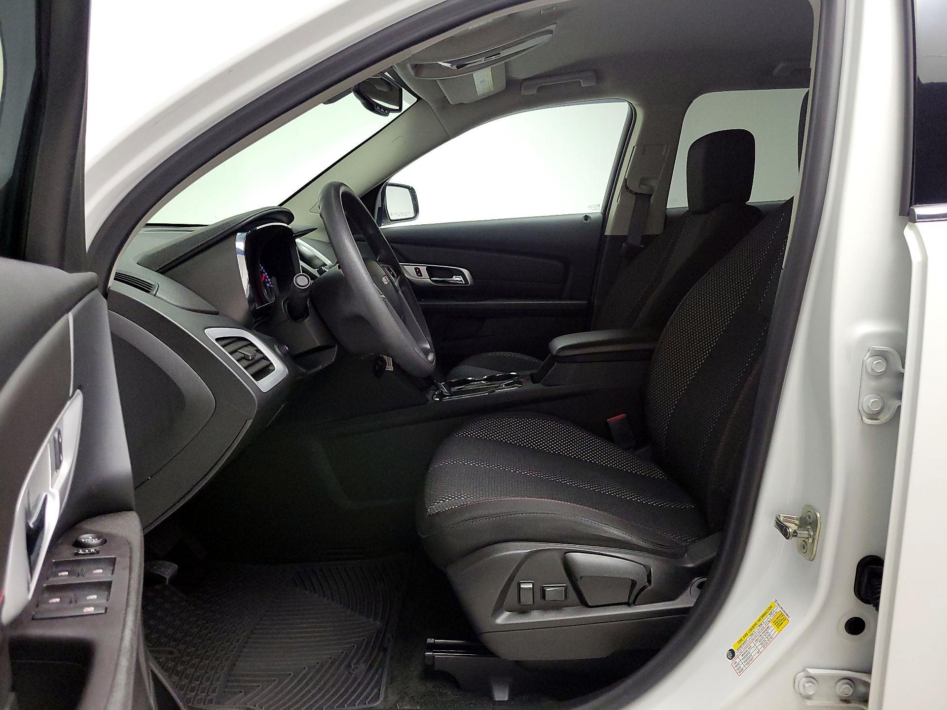Thumbnail: 2017 GMC Terrain - 11