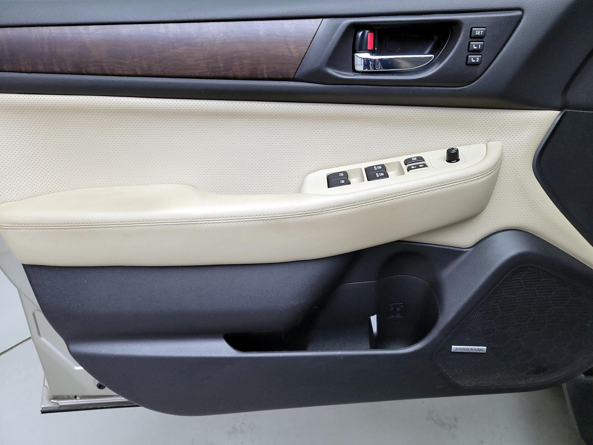 Thumbnail: 2016 Subaru Outback - 12