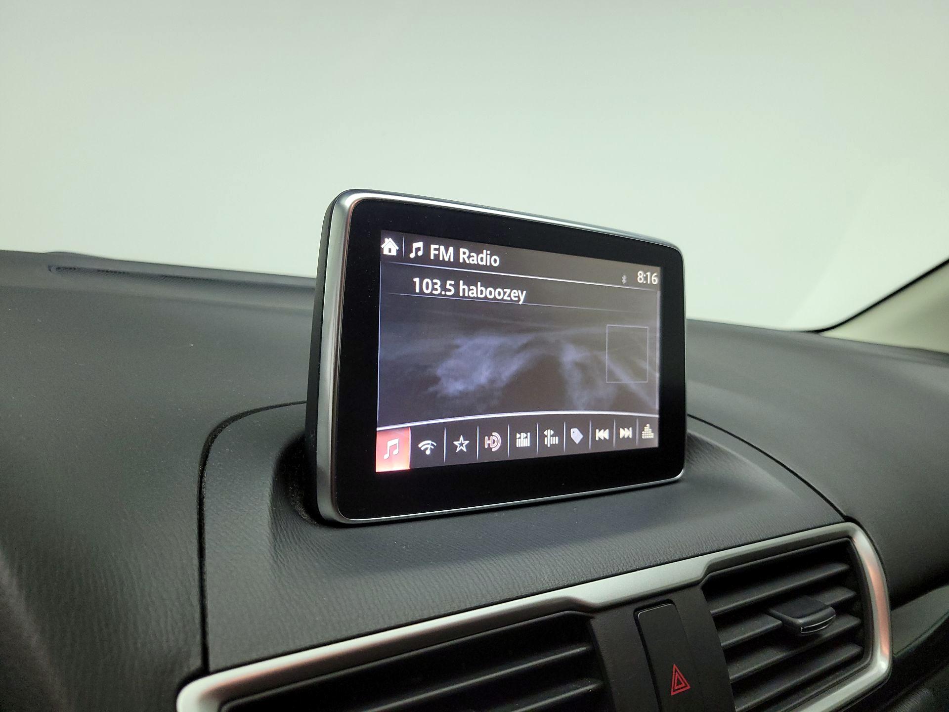 Thumbnail: 2016 Mazda Mazda3 - 16