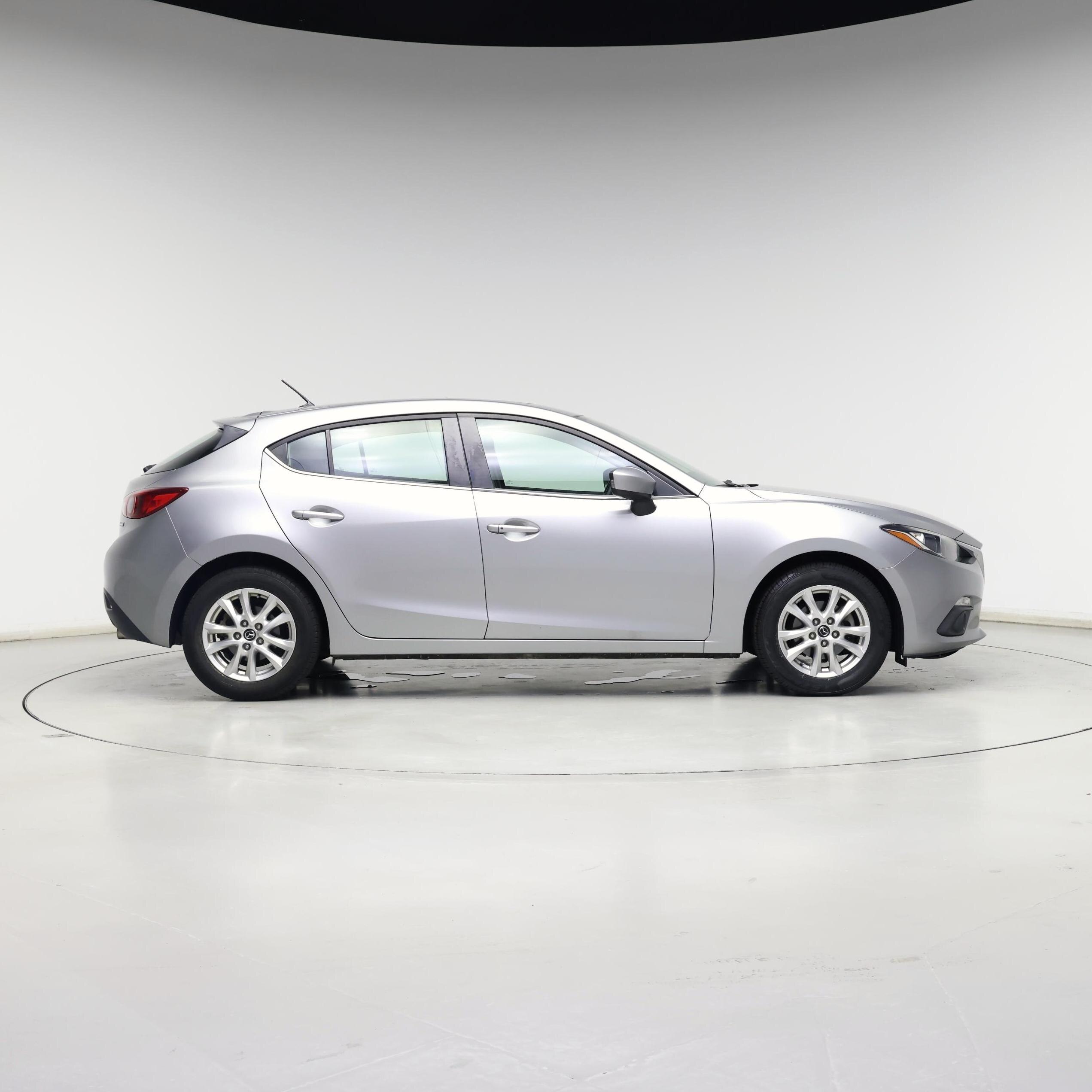 Thumbnail: 2016 Mazda Mazda3 - 7