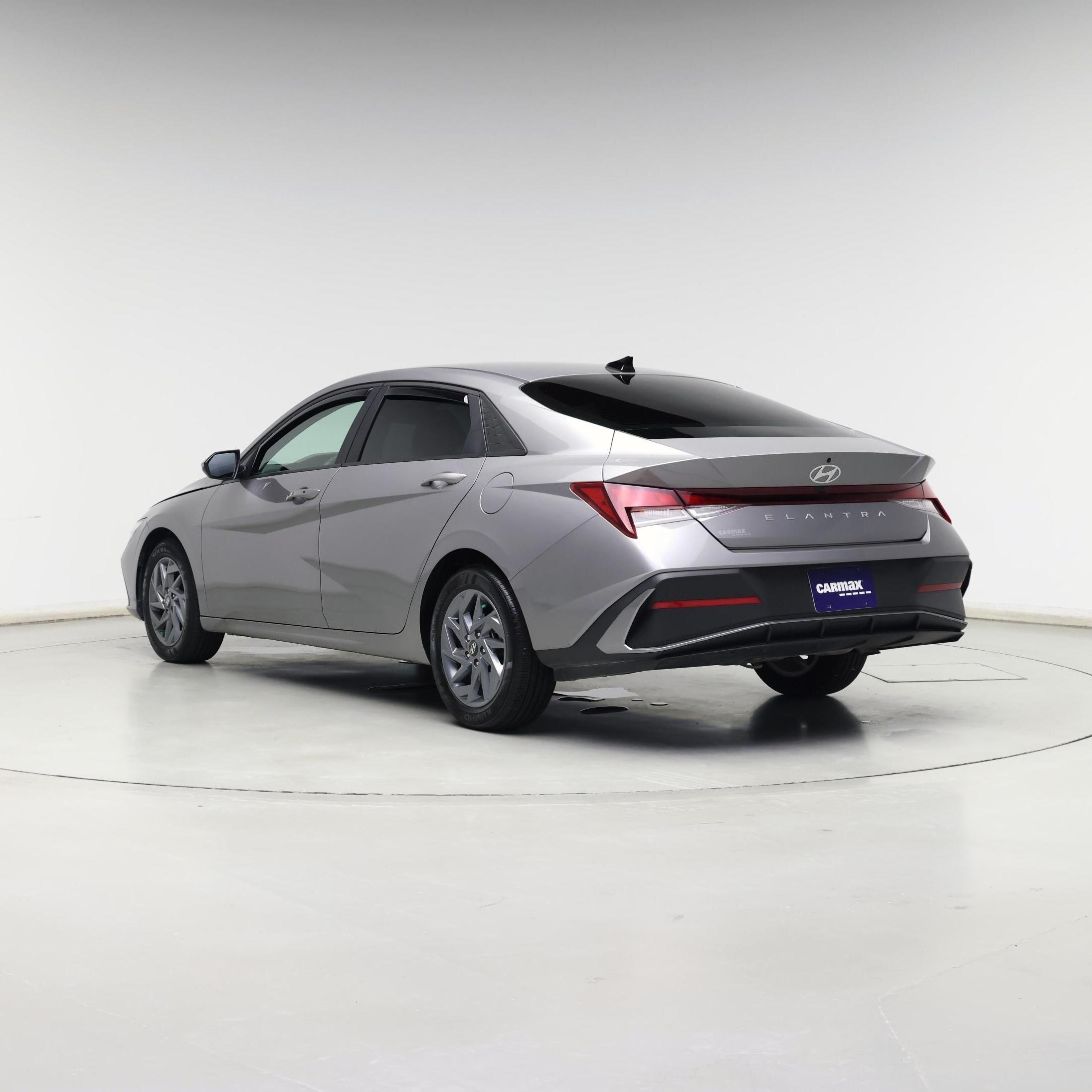 Thumbnail: 2024 Hyundai Elantra - 2