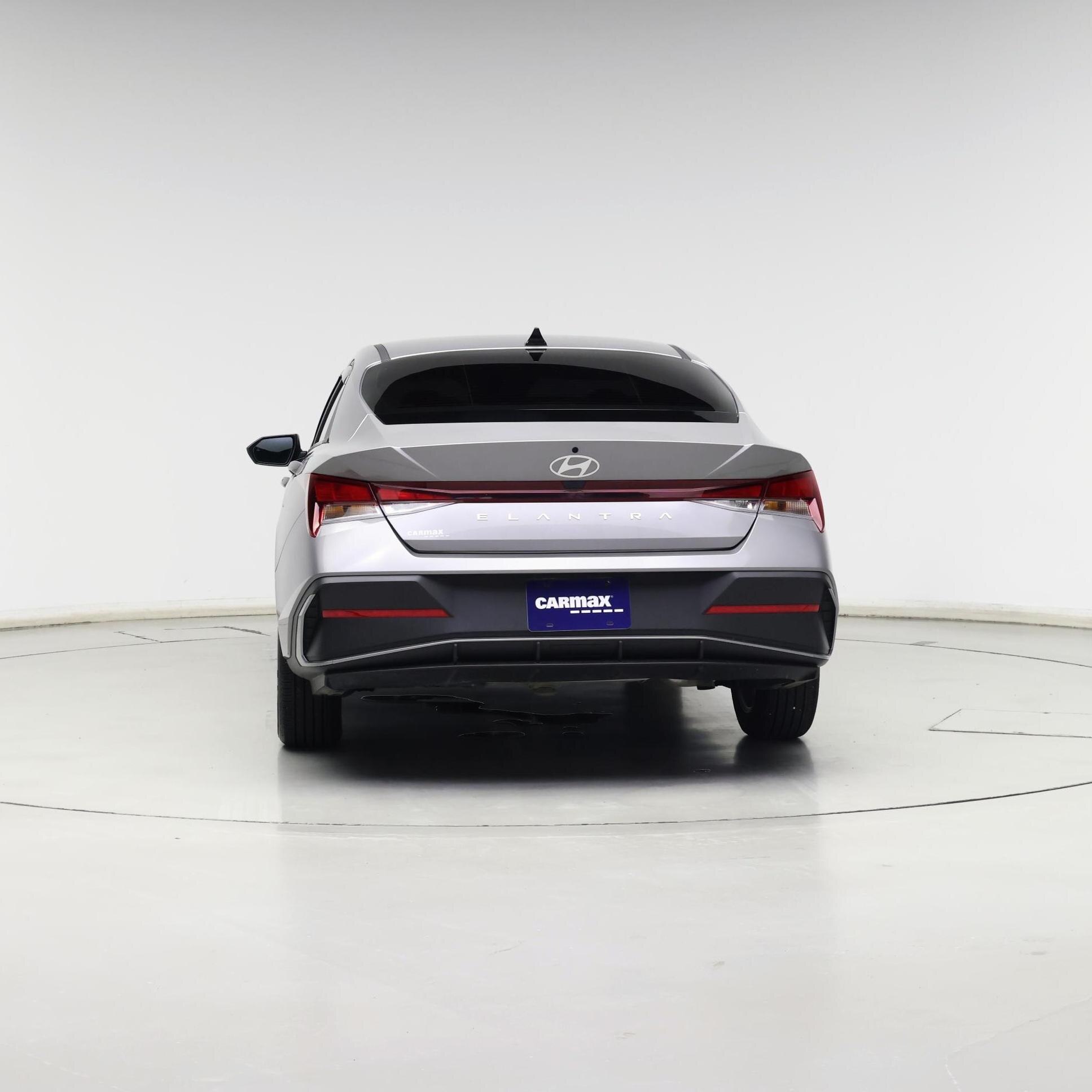 Thumbnail: 2024 Hyundai Elantra - 6