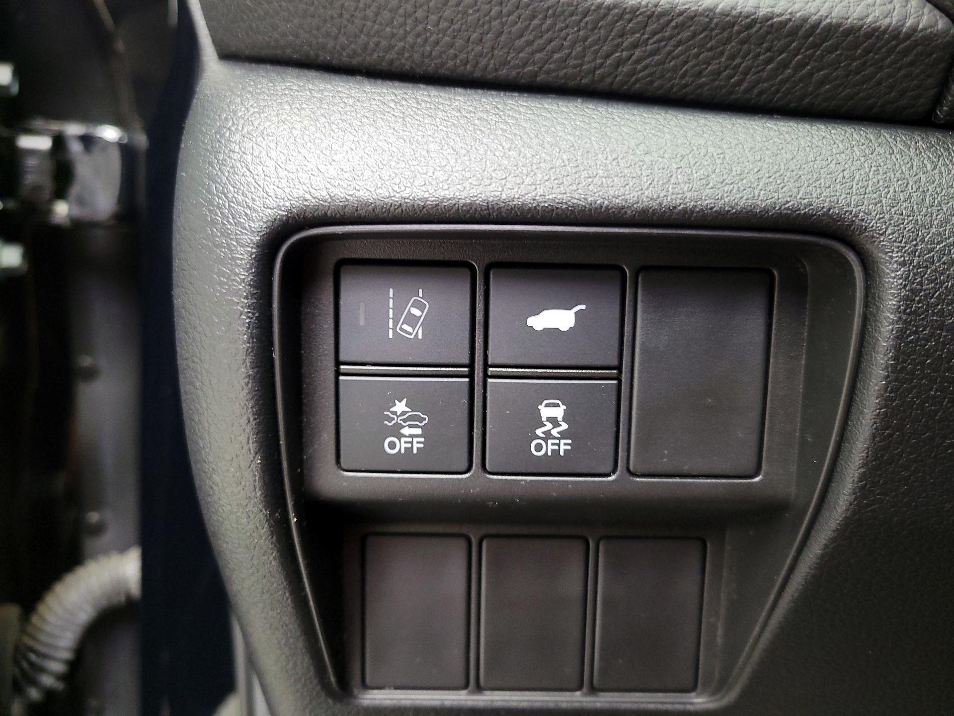 Thumbnail: 2018 Honda CR-V - 13
