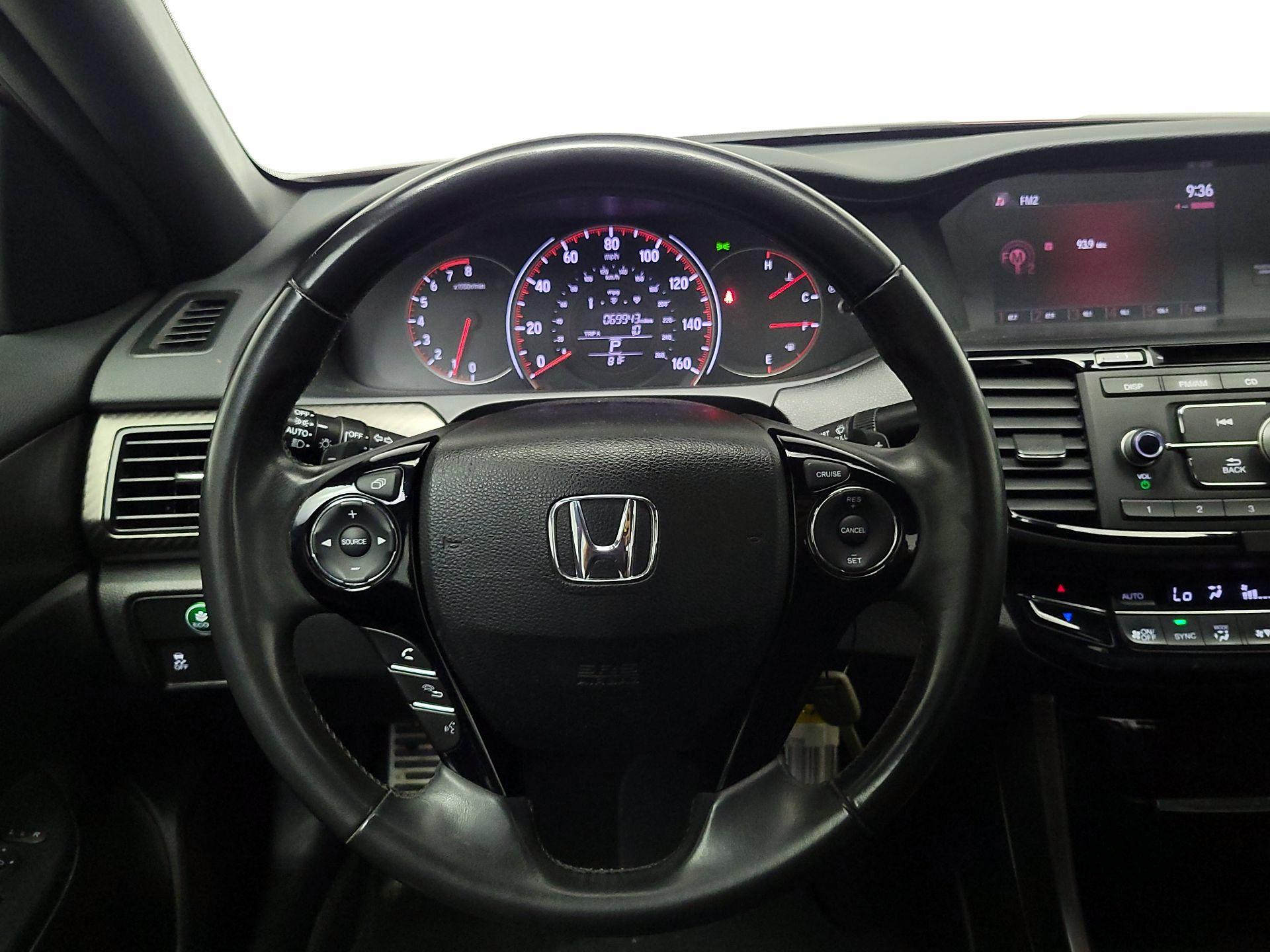 Thumbnail: 2016 Honda Accord - 10