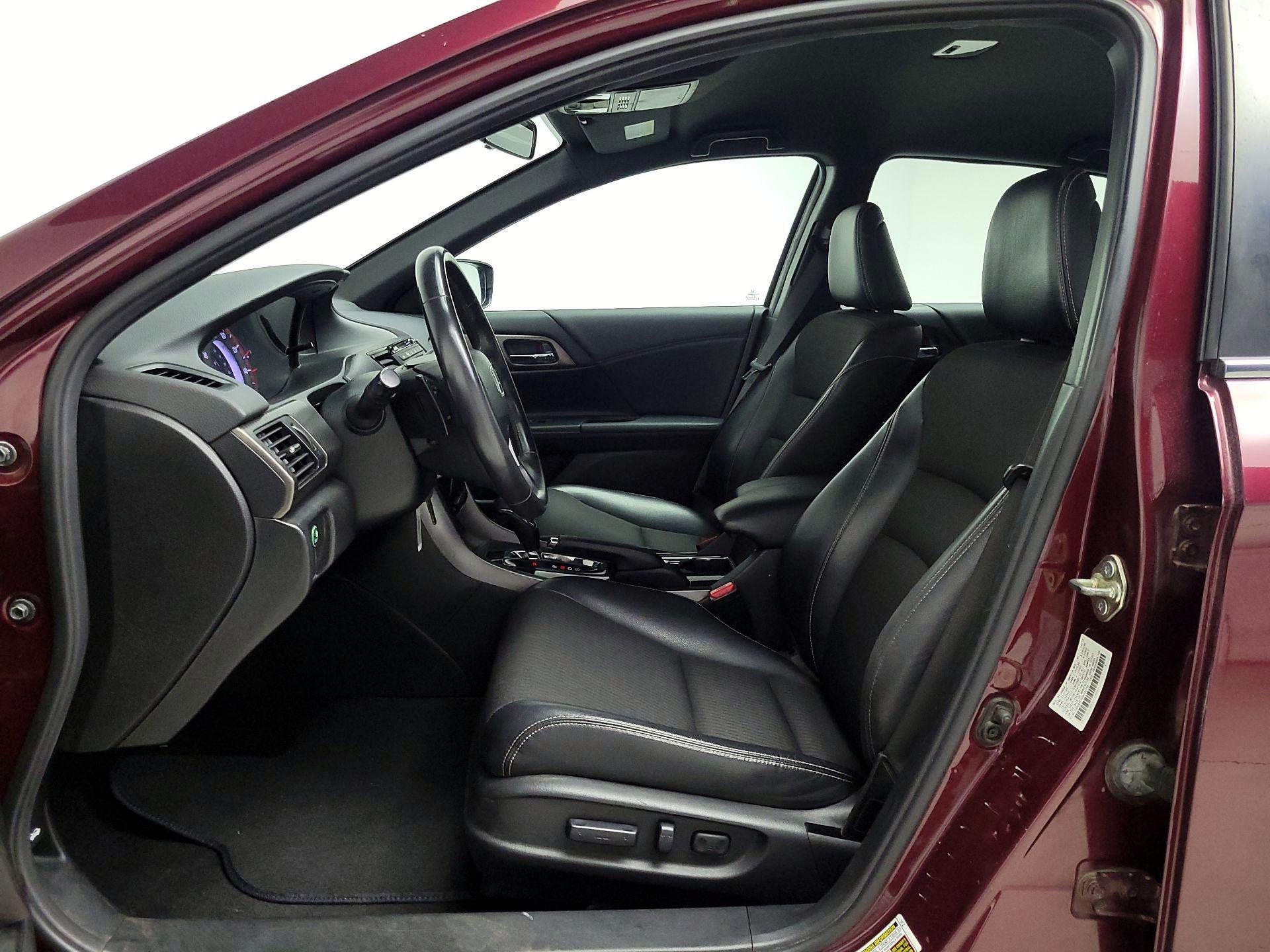 Thumbnail: 2016 Honda Accord - 11