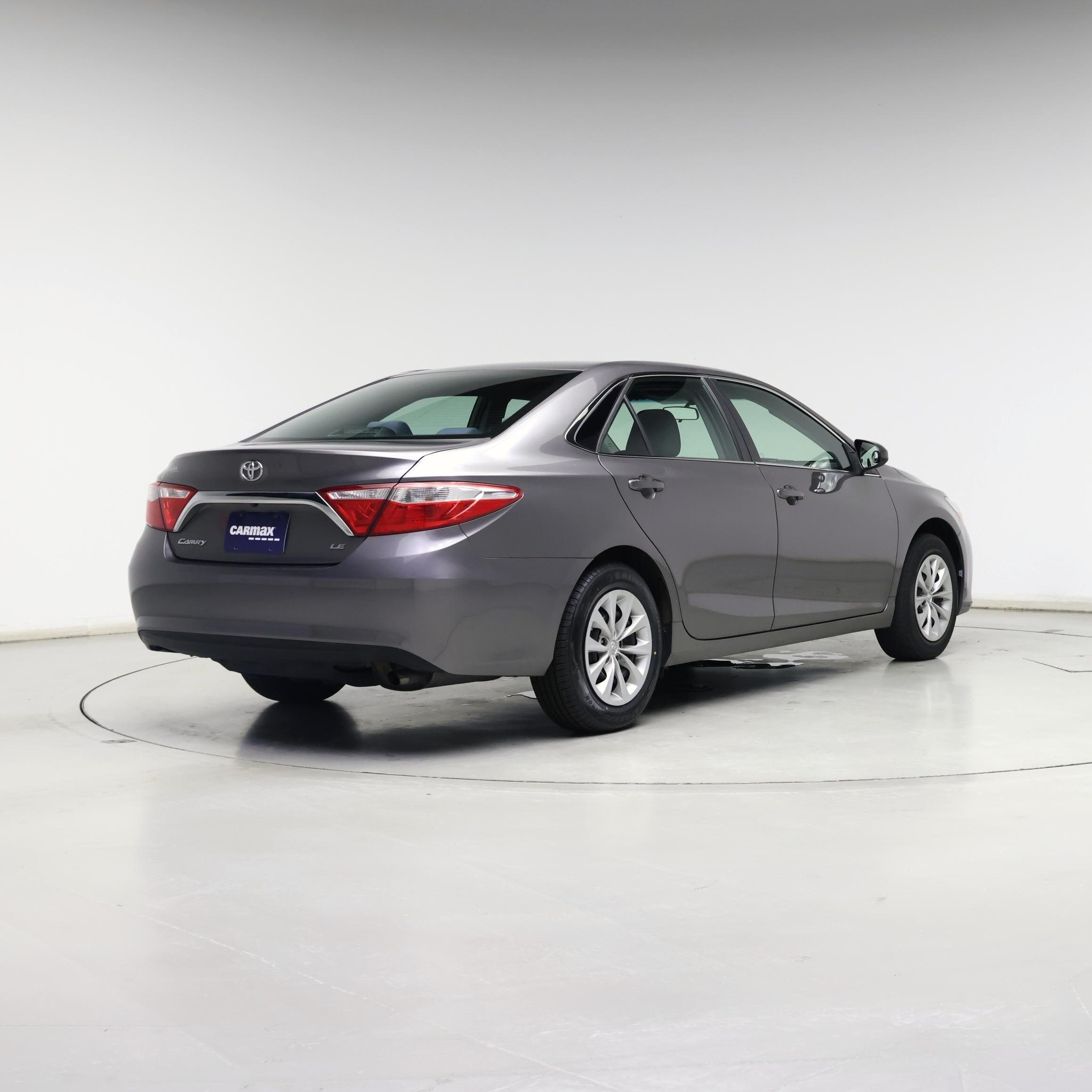 Thumbnail: 2017 Toyota Camry - 8