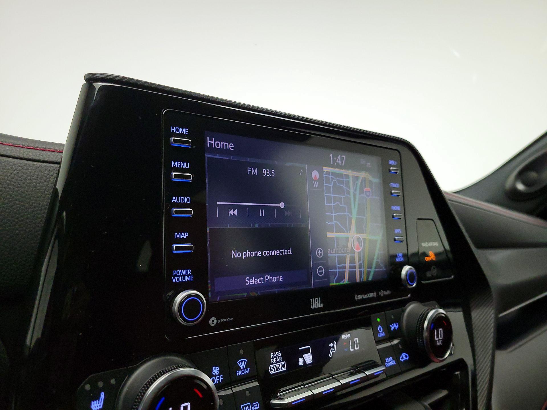 Thumbnail: 2022 Toyota Highlander - 16