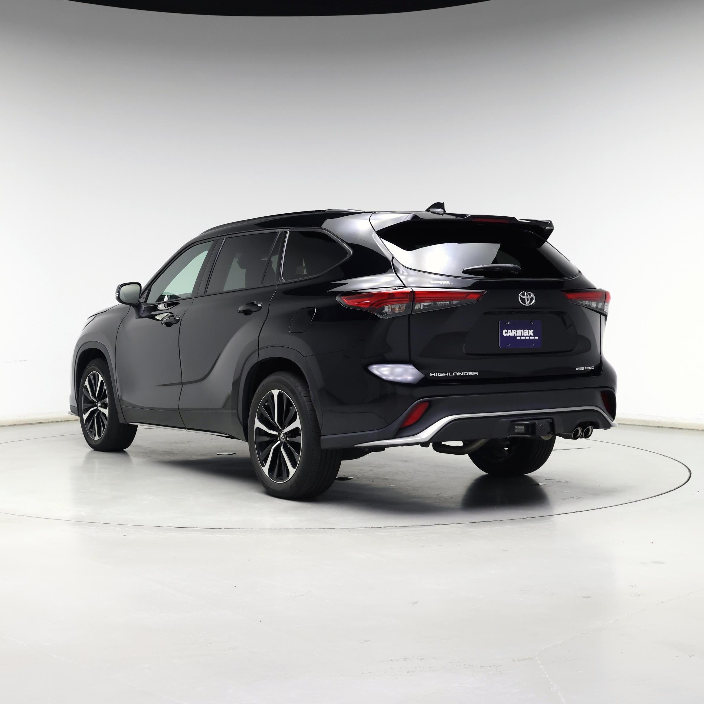 Thumbnail: 2022 Toyota Highlander - 2
