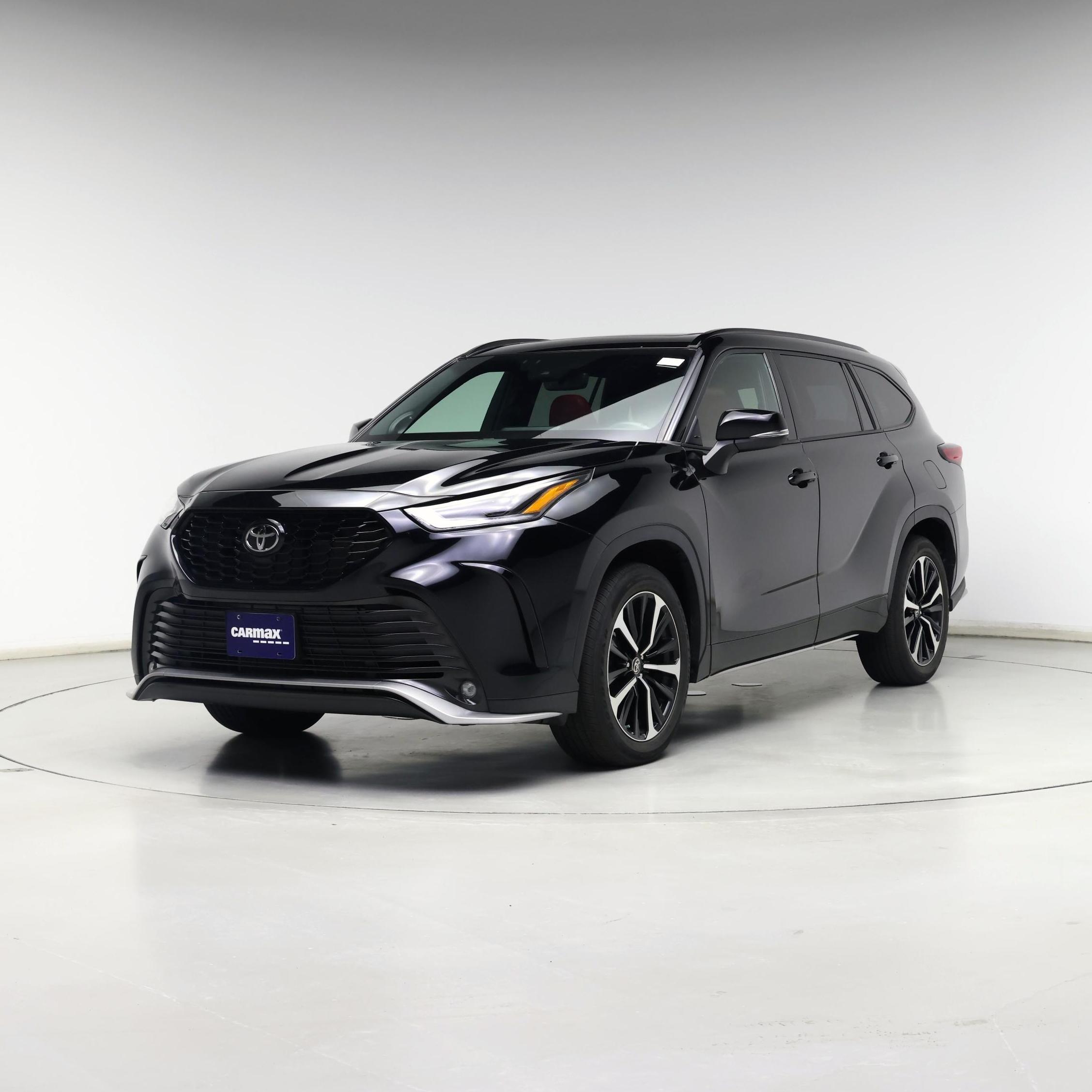 Thumbnail: 2022 Toyota Highlander - 4