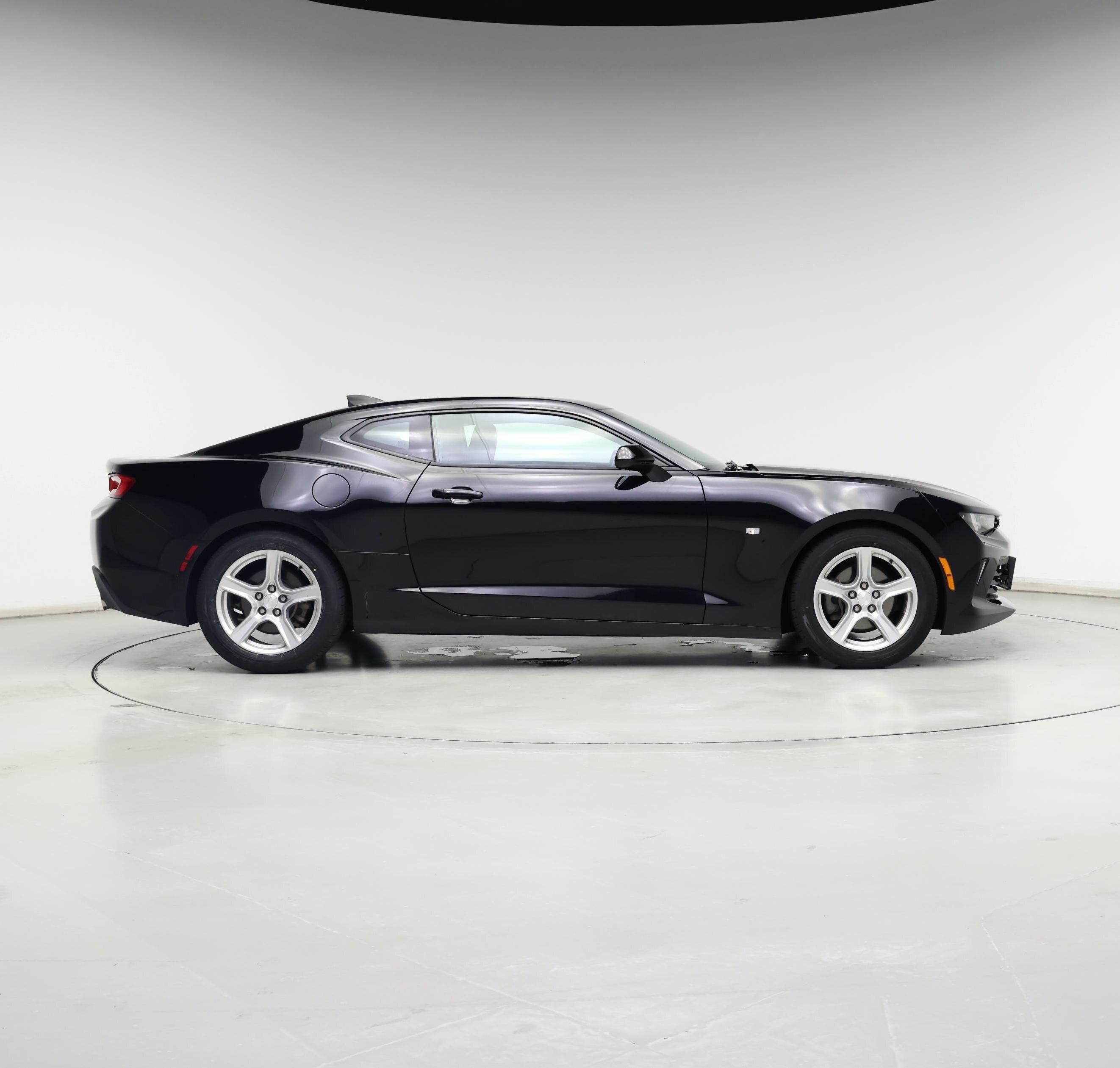 Thumbnail: 2018 Chevrolet Camaro - 7