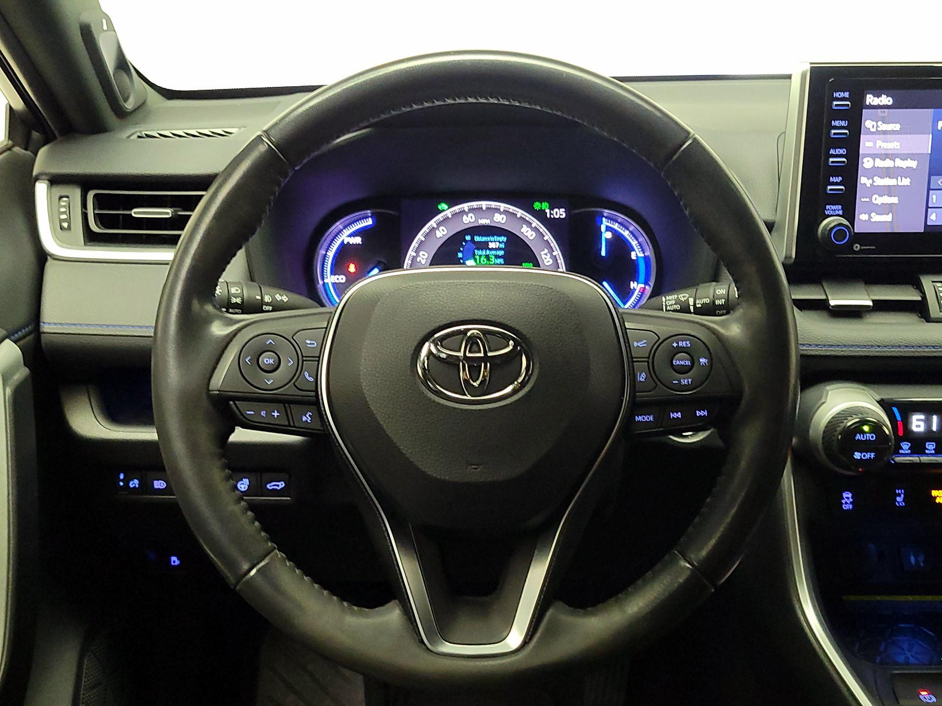 Thumbnail: 2019 Toyota RAV4 - 10