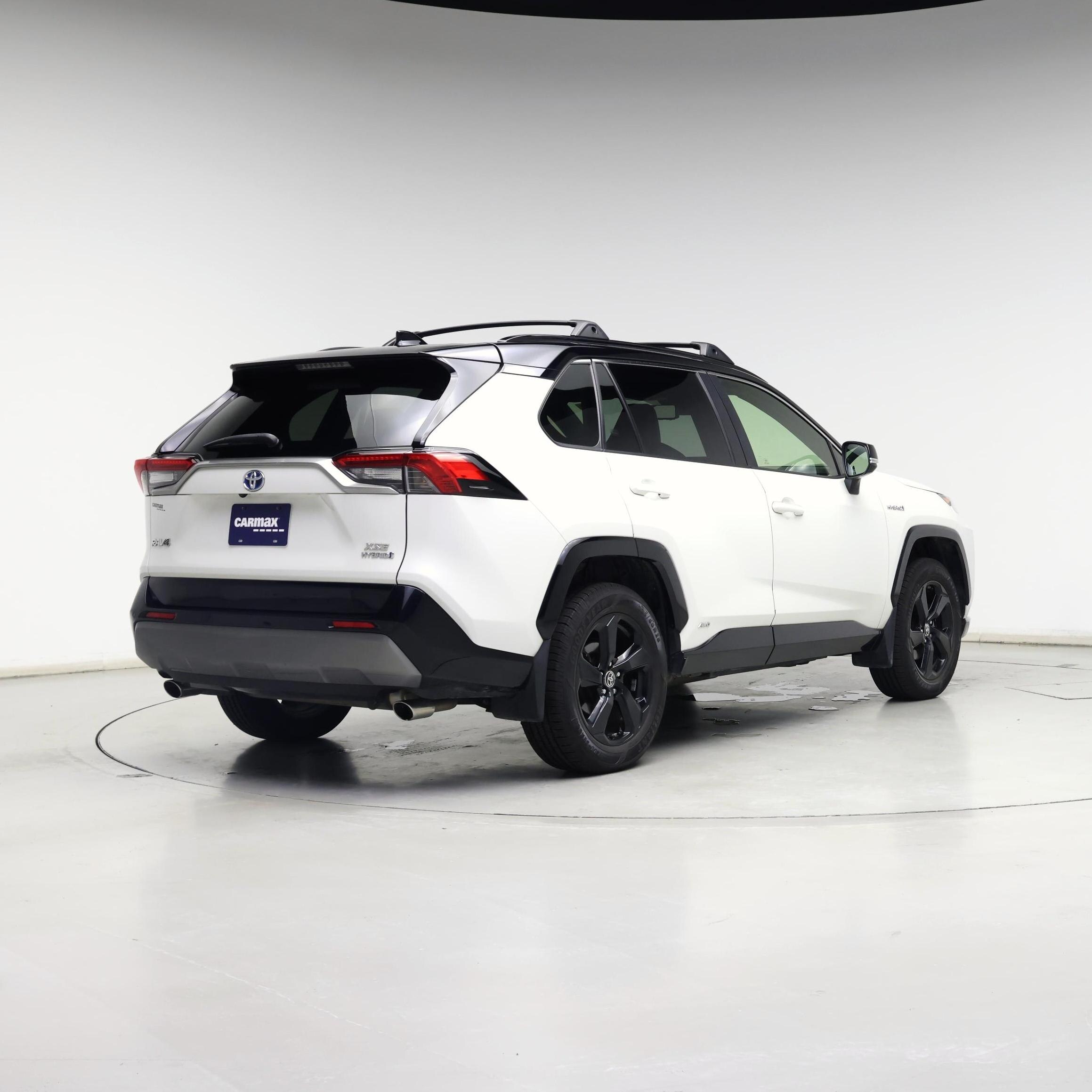 Thumbnail: 2019 Toyota RAV4 - 8