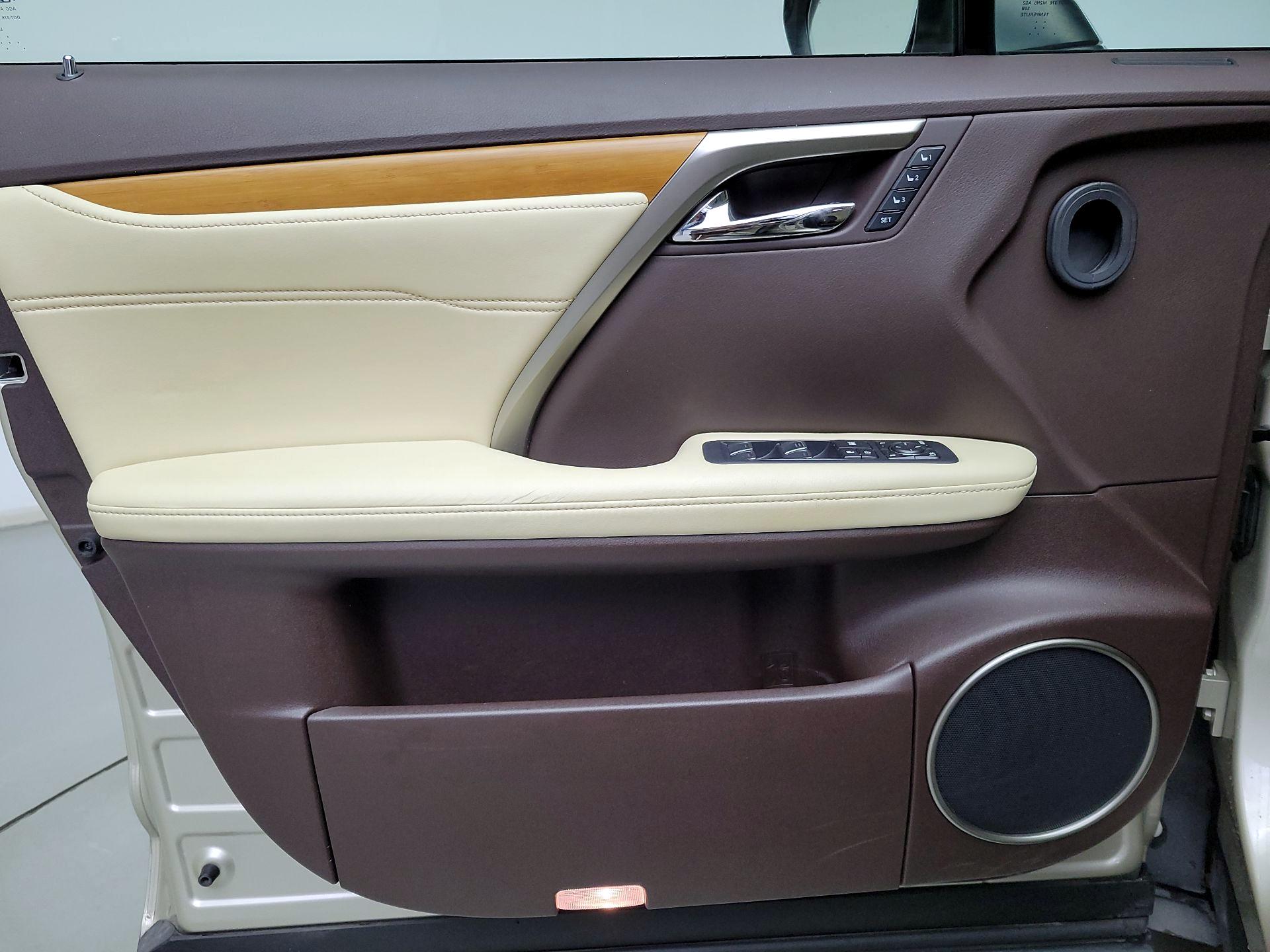 Thumbnail: 2016 Lexus RX - 12