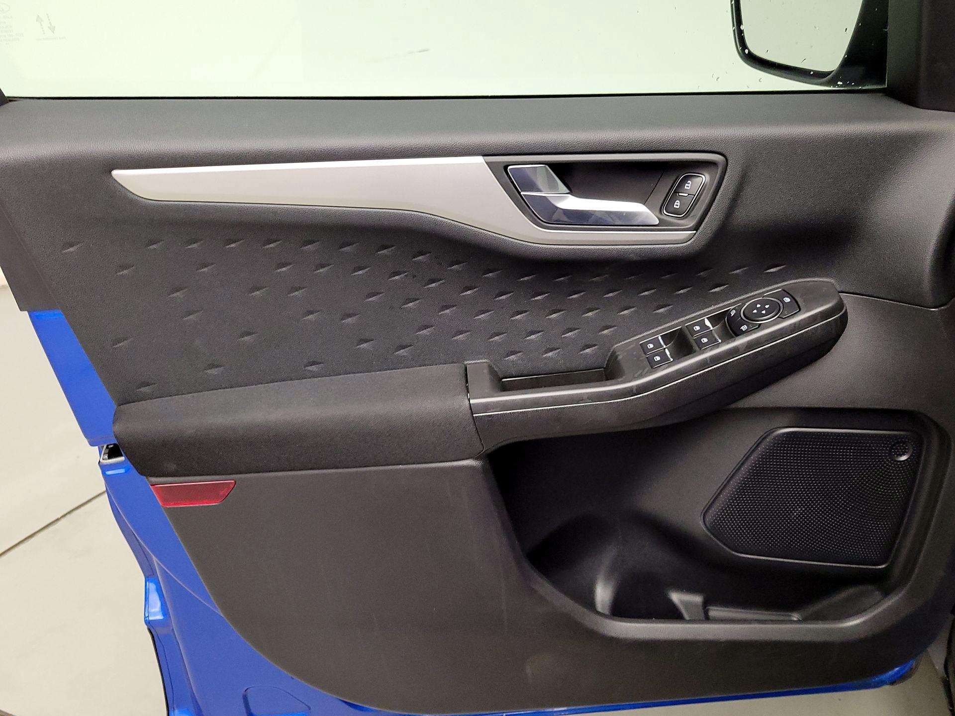 Thumbnail: 2020 Ford Escape - 12
