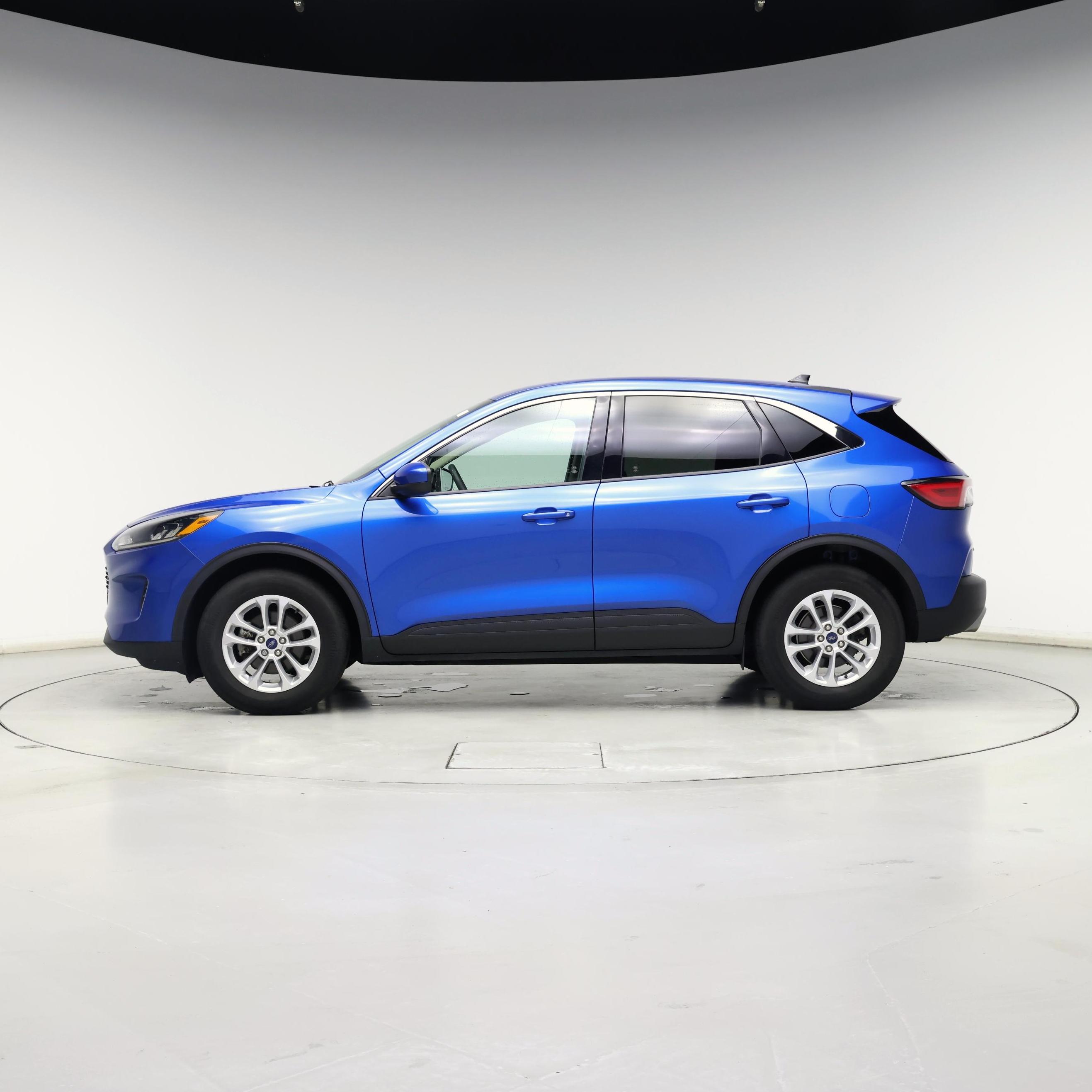 Thumbnail: 2020 Ford Escape - 3
