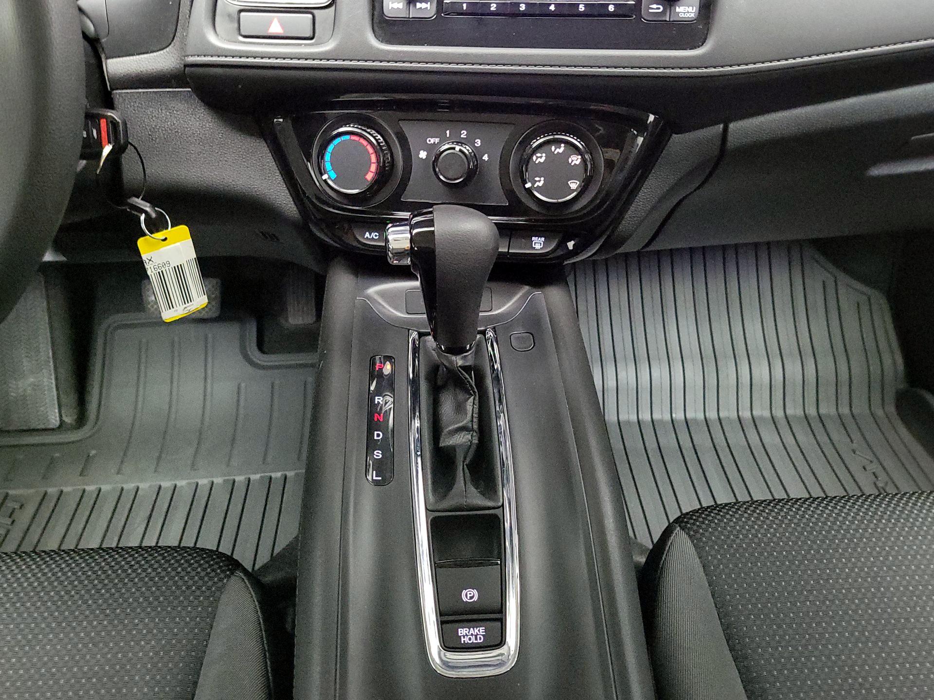 Thumbnail: 2022 Honda HR-V - 17