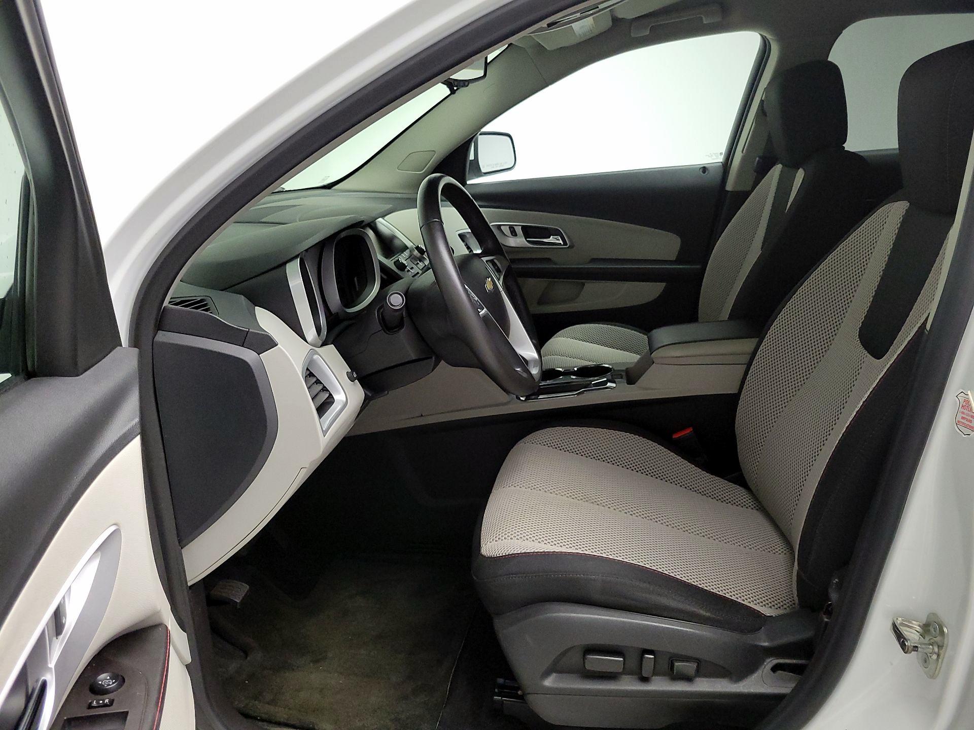 Thumbnail: 2015 Chevrolet Equinox - 11