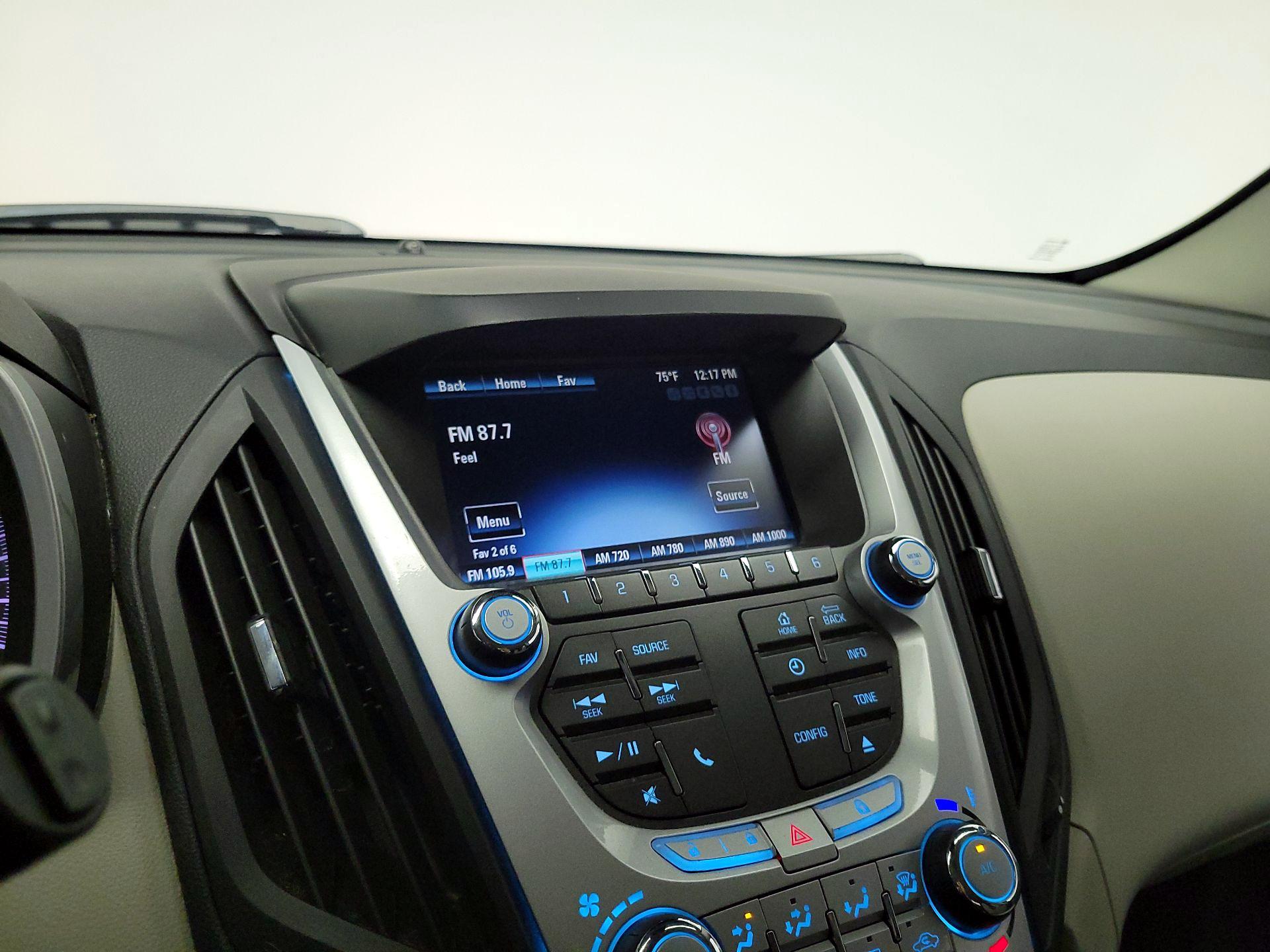 Thumbnail: 2015 Chevrolet Equinox - 14