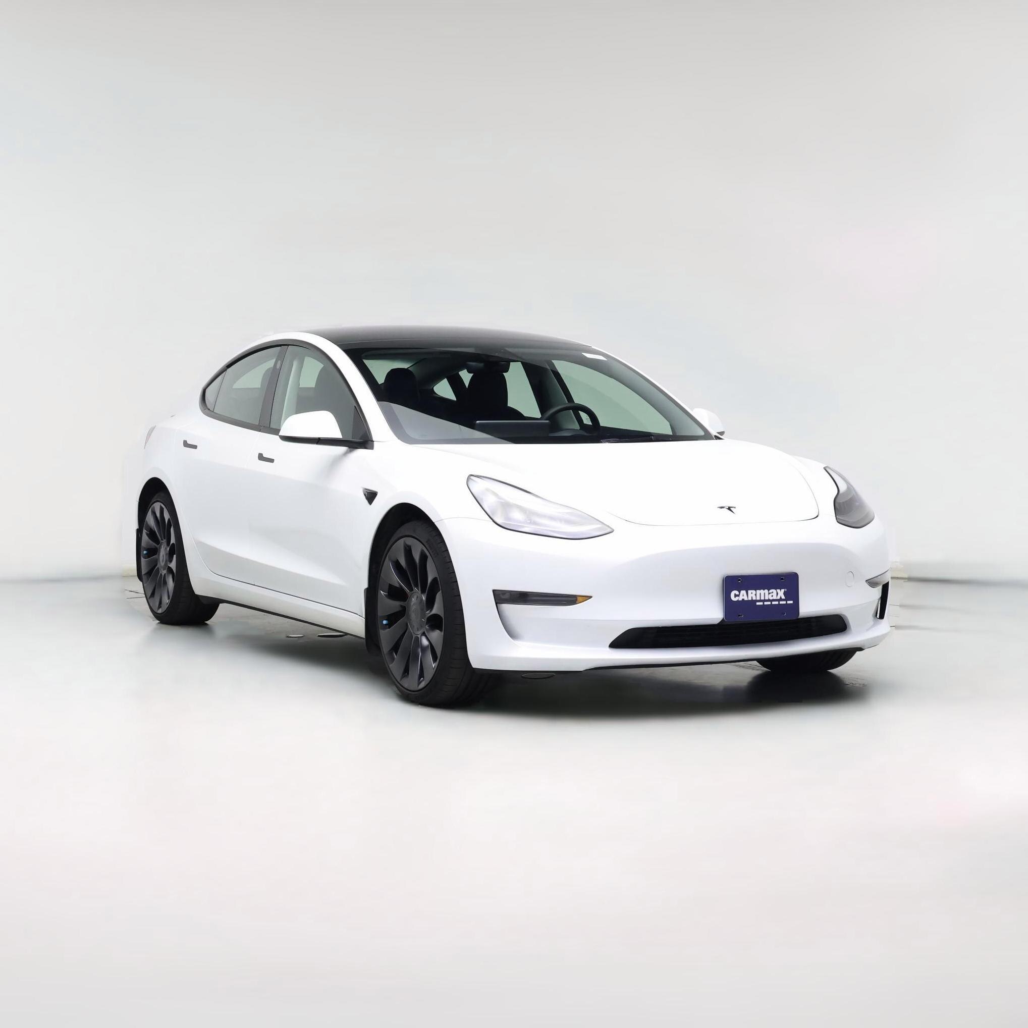 Thumbnail: 2023 Tesla Model 3 - 1