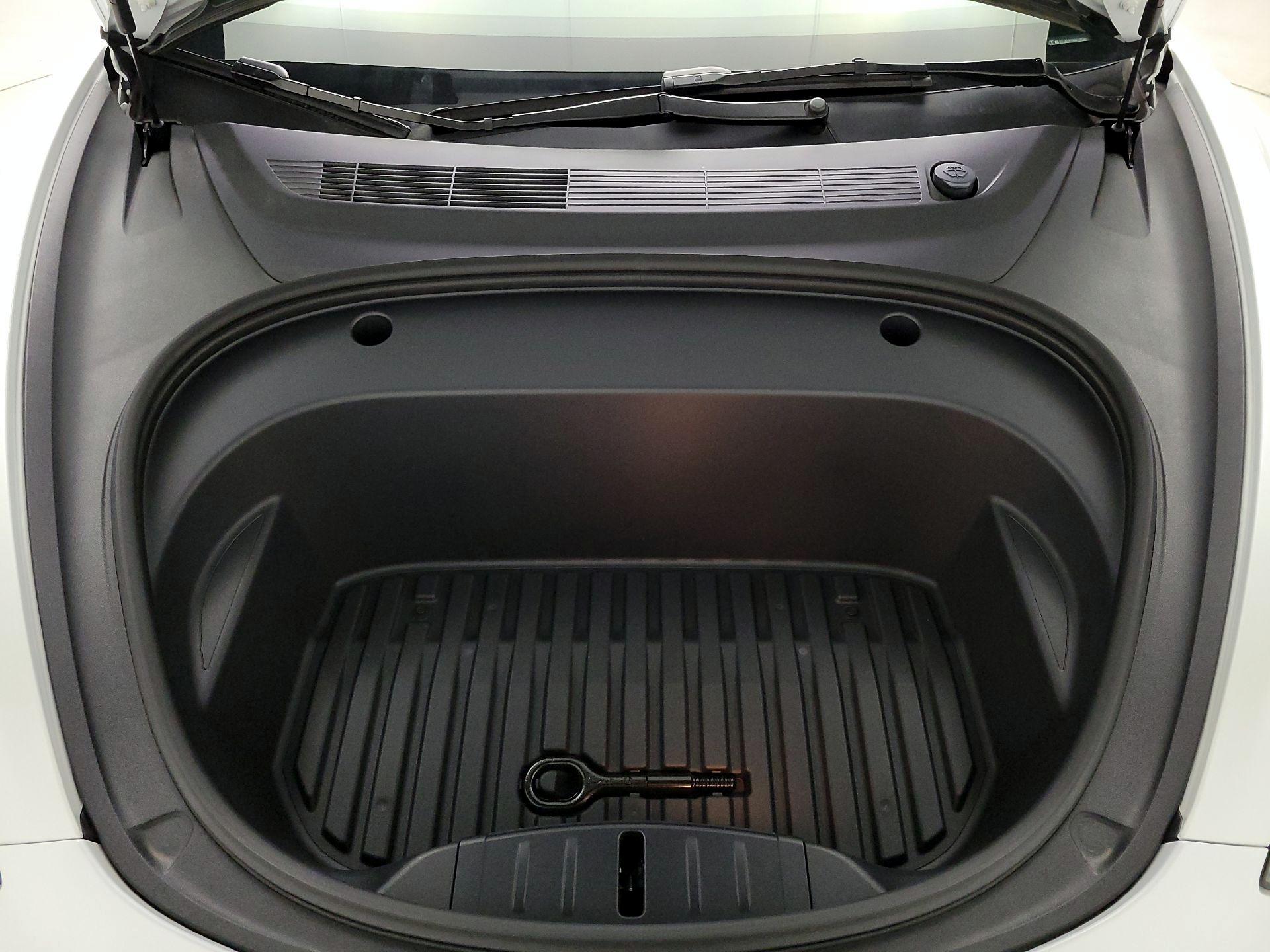 Thumbnail: 2023 Tesla Model 3 - 20