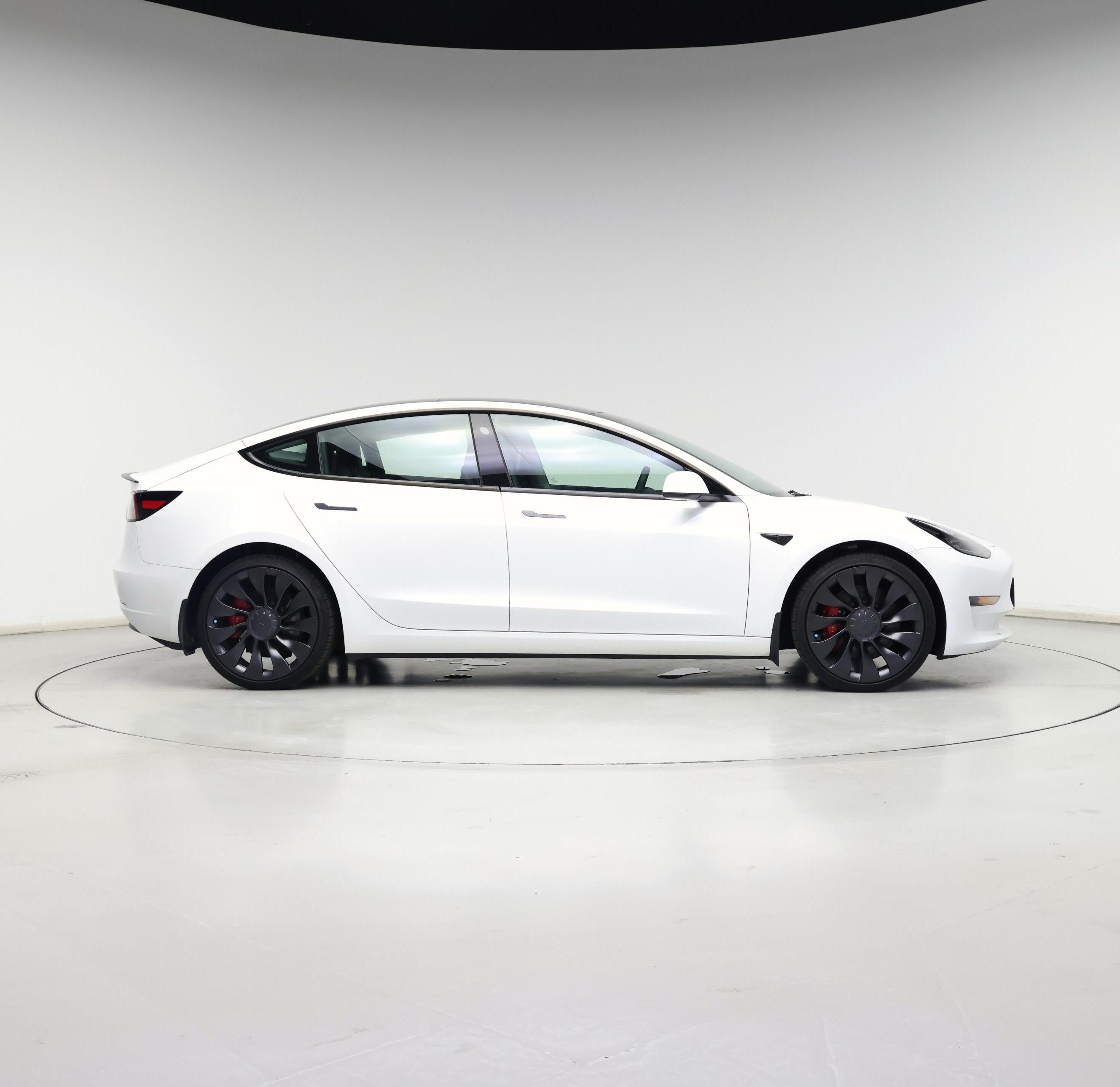 Thumbnail: 2023 Tesla Model 3 - 7