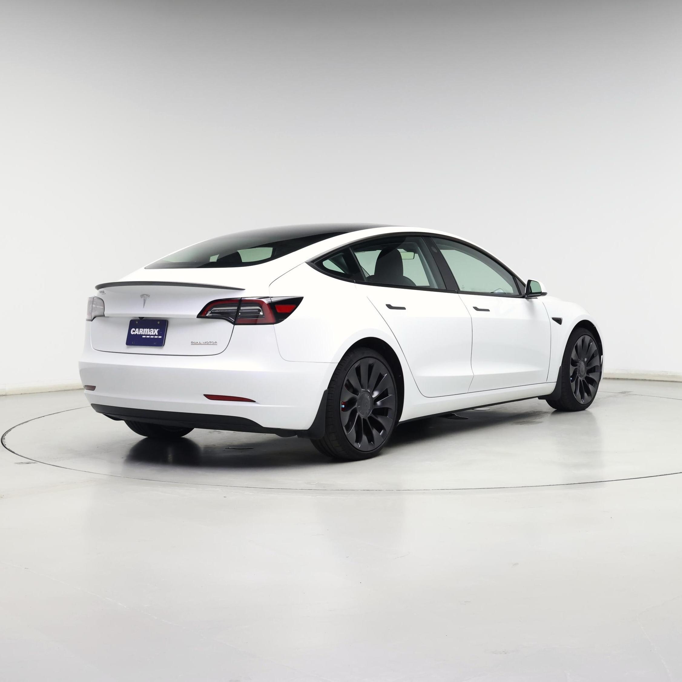 Thumbnail: 2023 Tesla Model 3 - 8