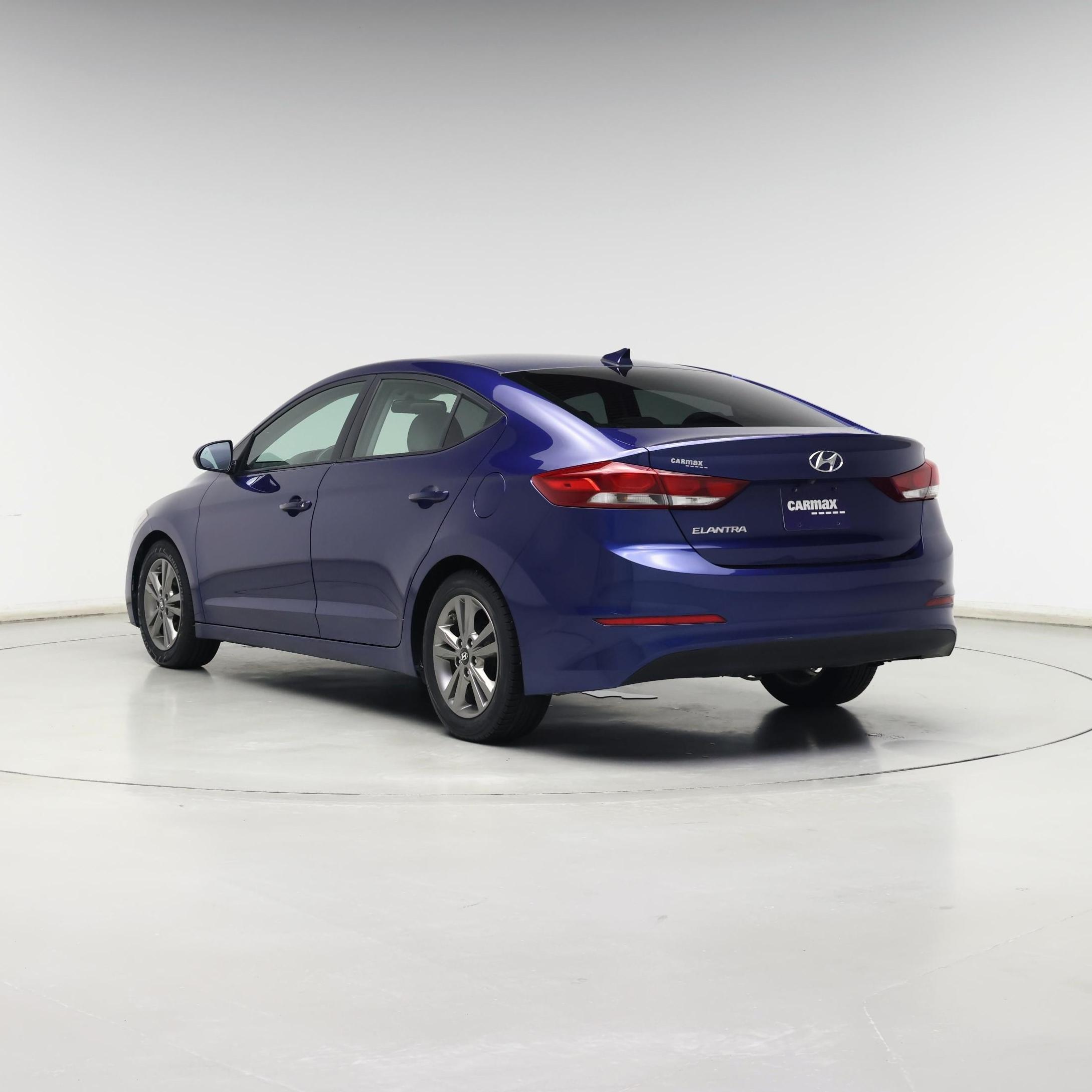 Thumbnail: 2017 Hyundai Elantra - 2