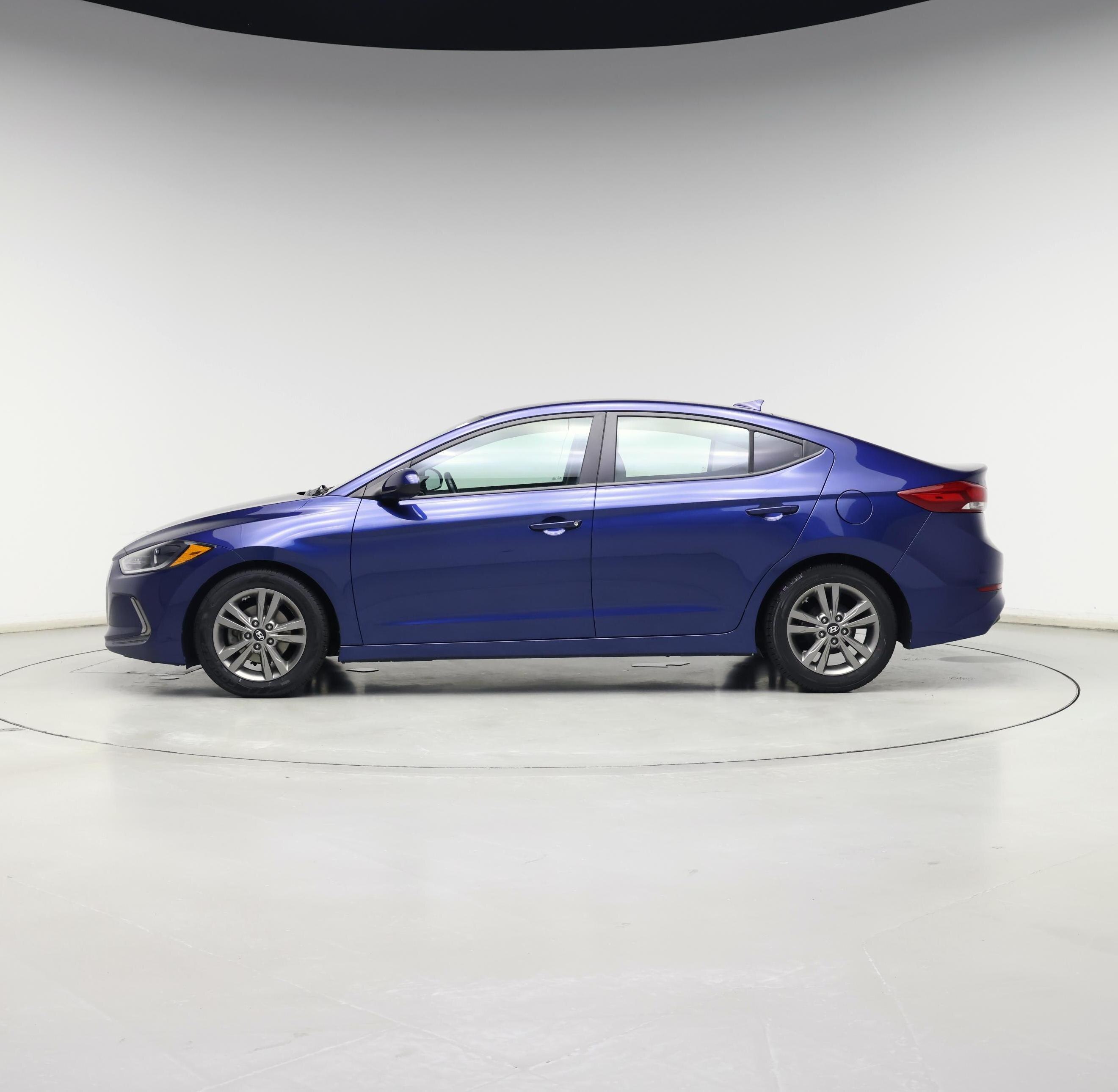 Thumbnail: 2017 Hyundai Elantra - 3
