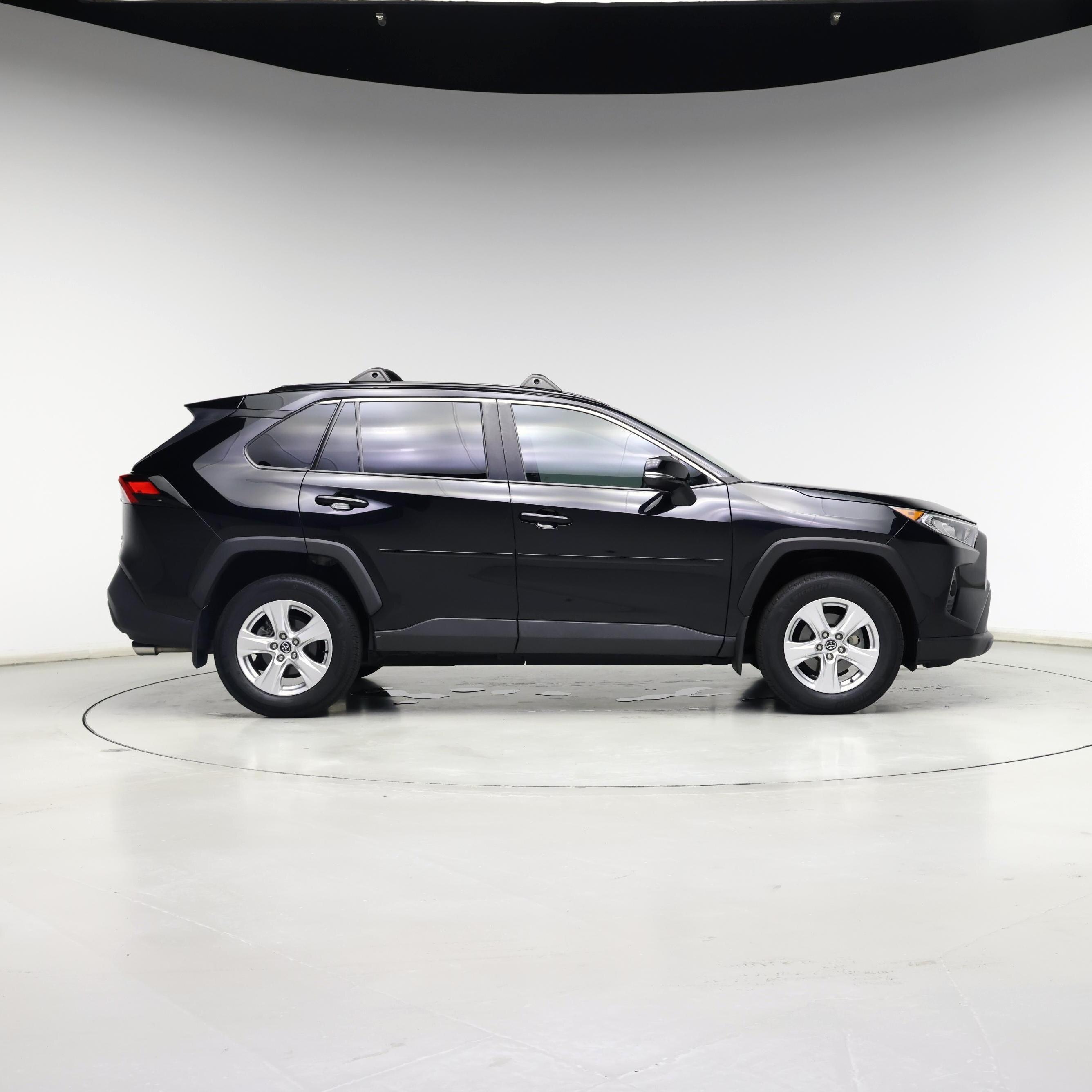 Thumbnail: 2020 Toyota RAV4 - 7