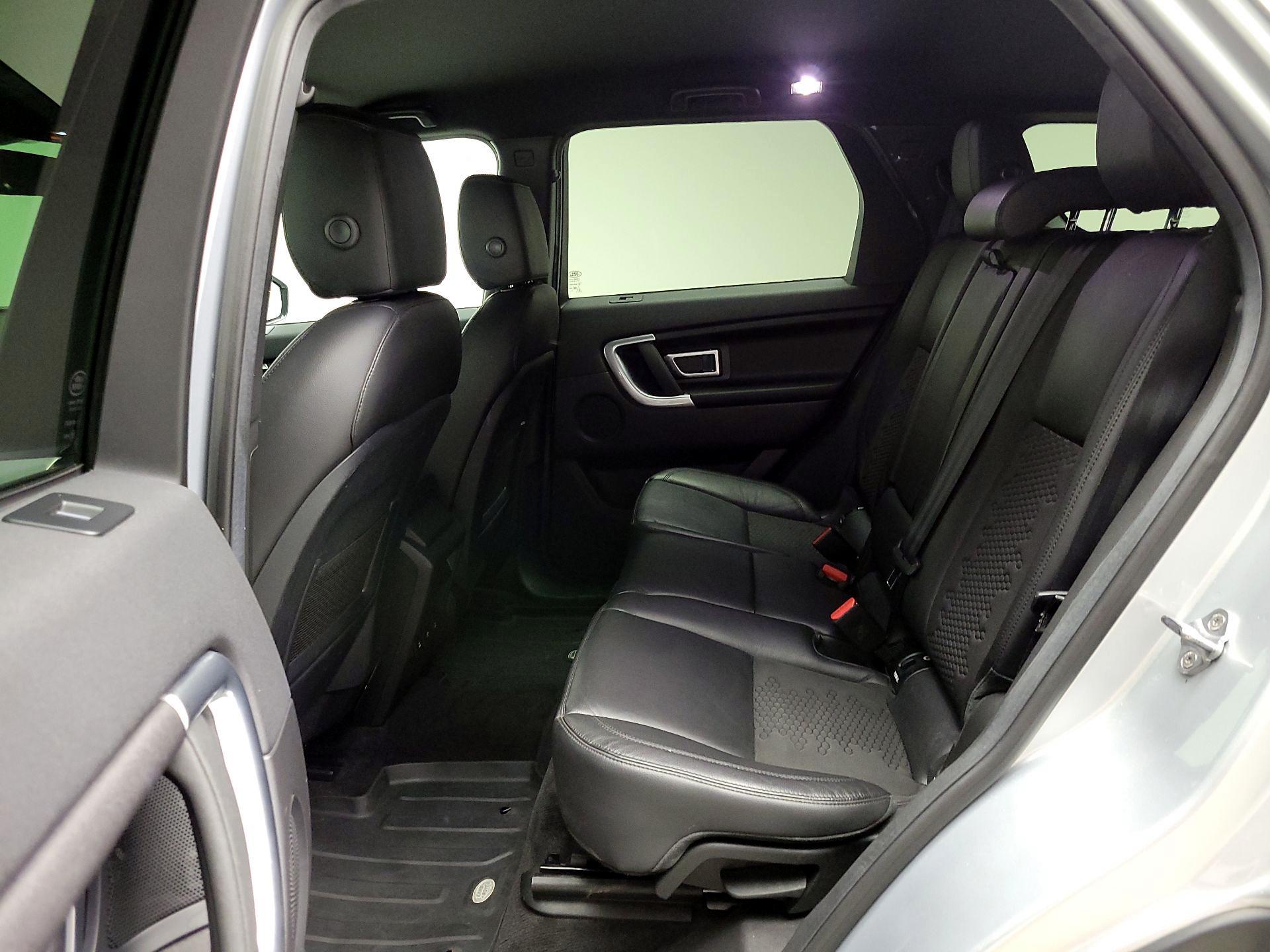 Thumbnail: 2018 Land Rover Discovery Sport - 19