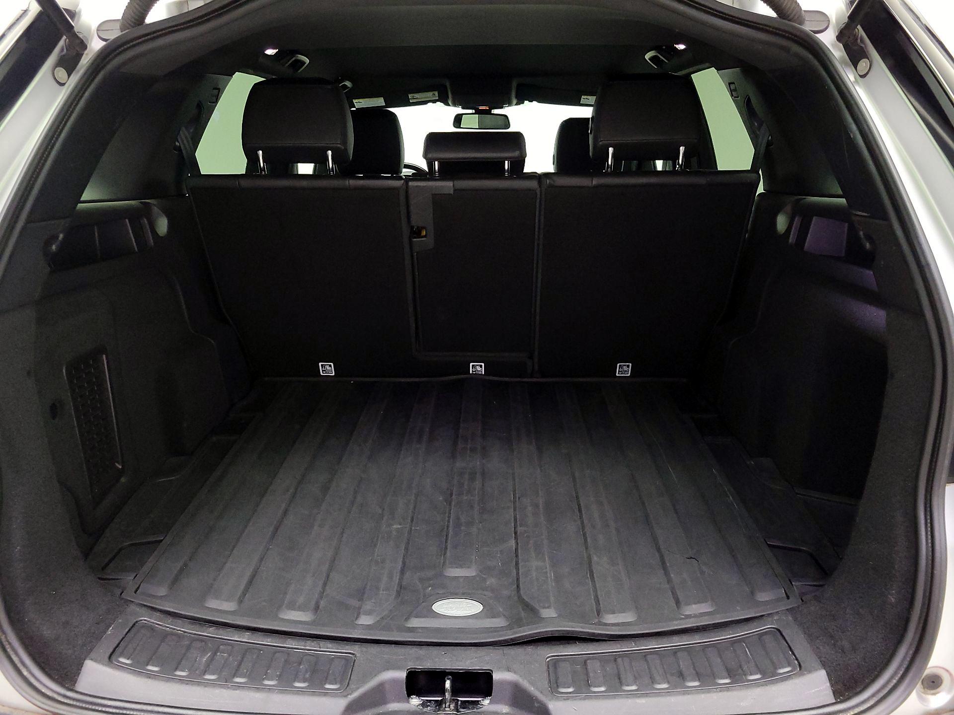 Thumbnail: 2018 Land Rover Discovery Sport - 20