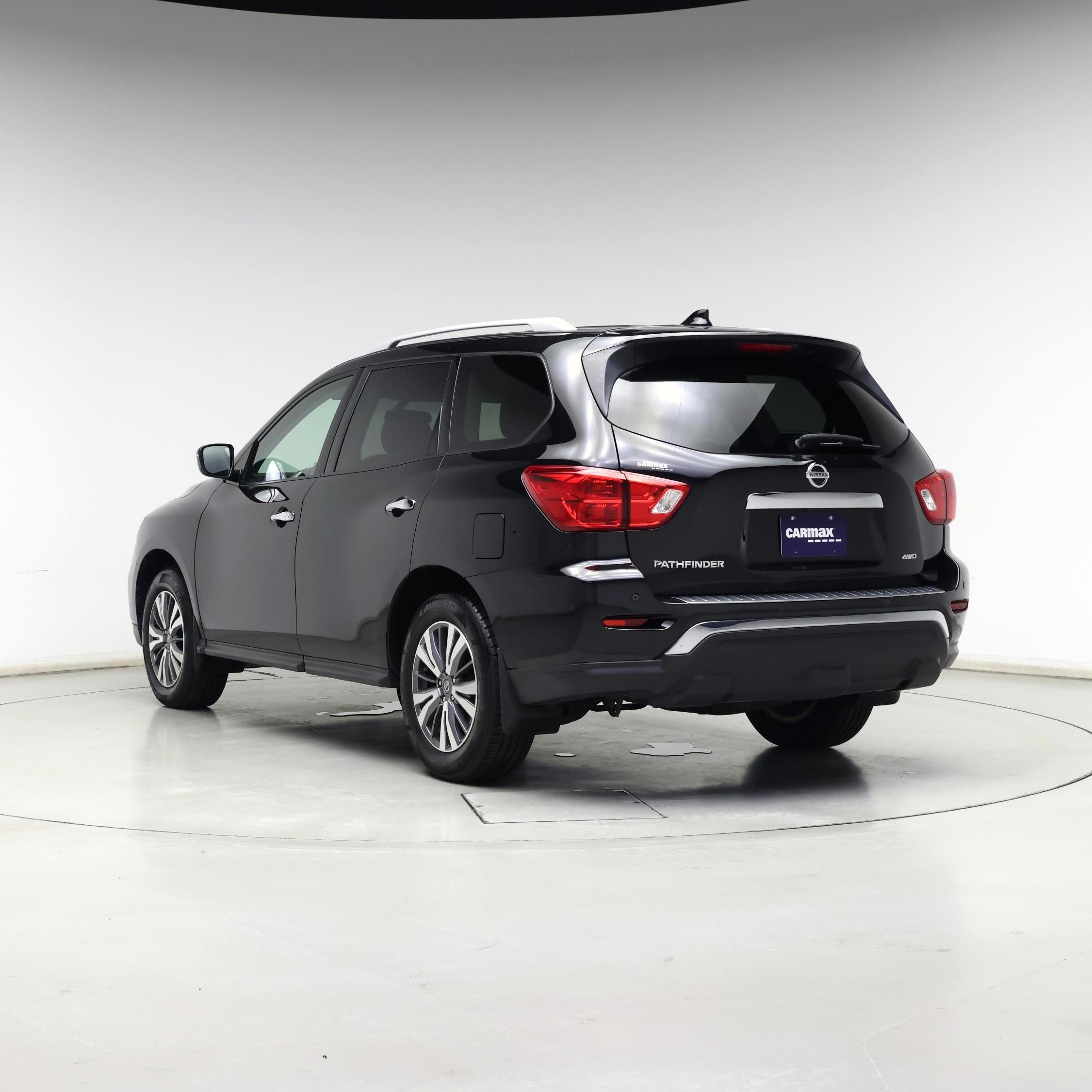 Thumbnail: 2020 Nissan Pathfinder - 2