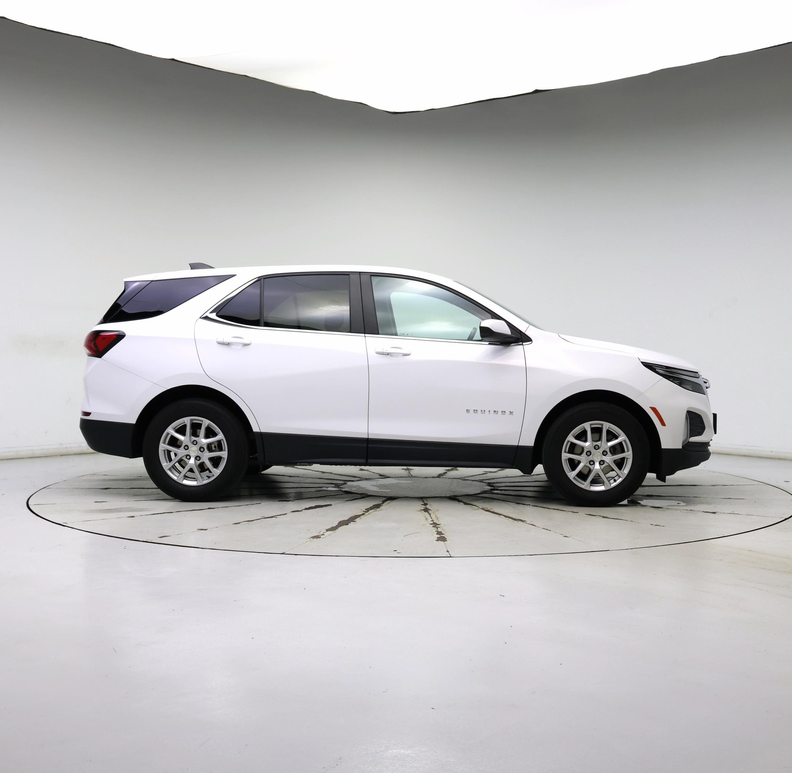 Thumbnail: 2022 Chevrolet Equinox - 7