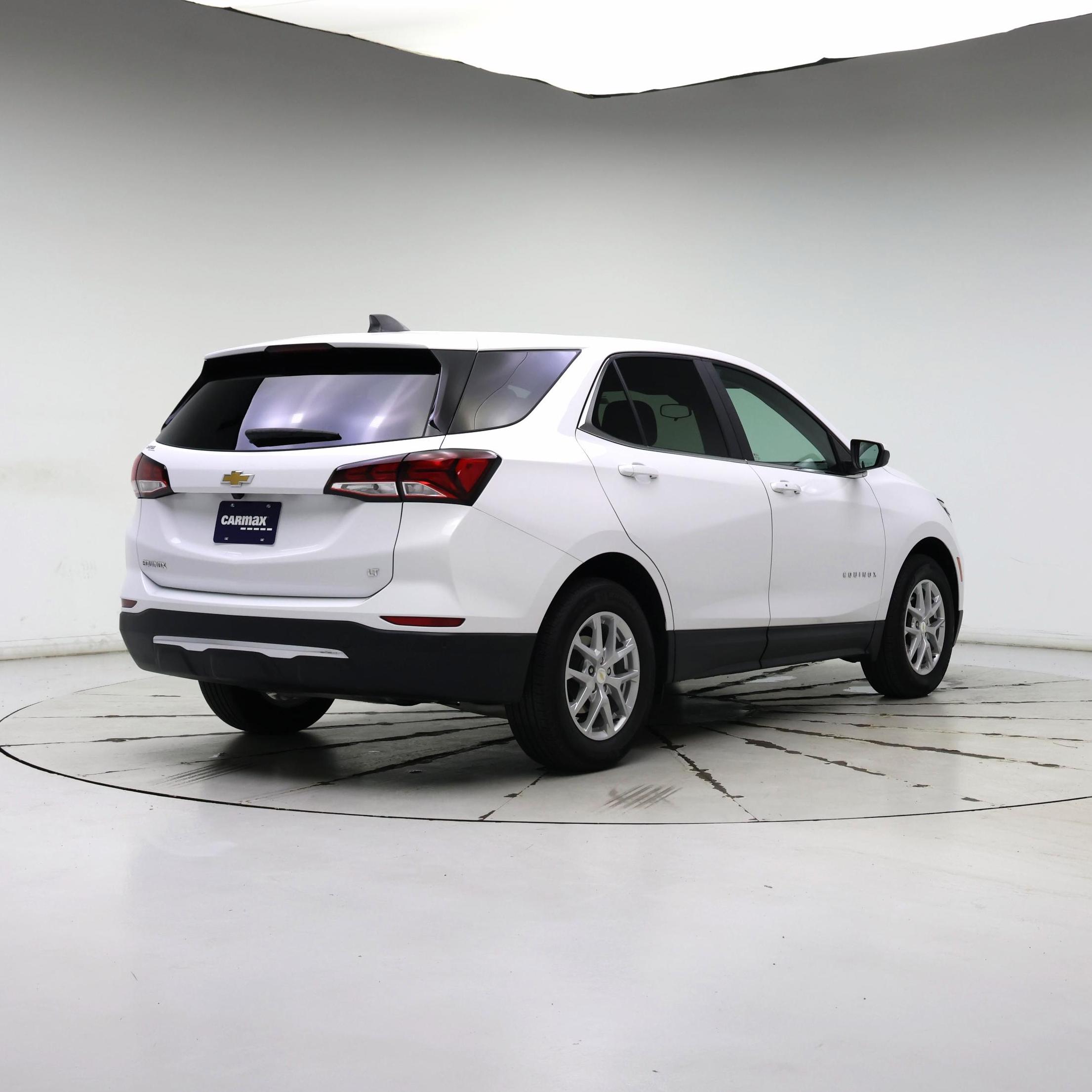 Thumbnail: 2022 Chevrolet Equinox - 8