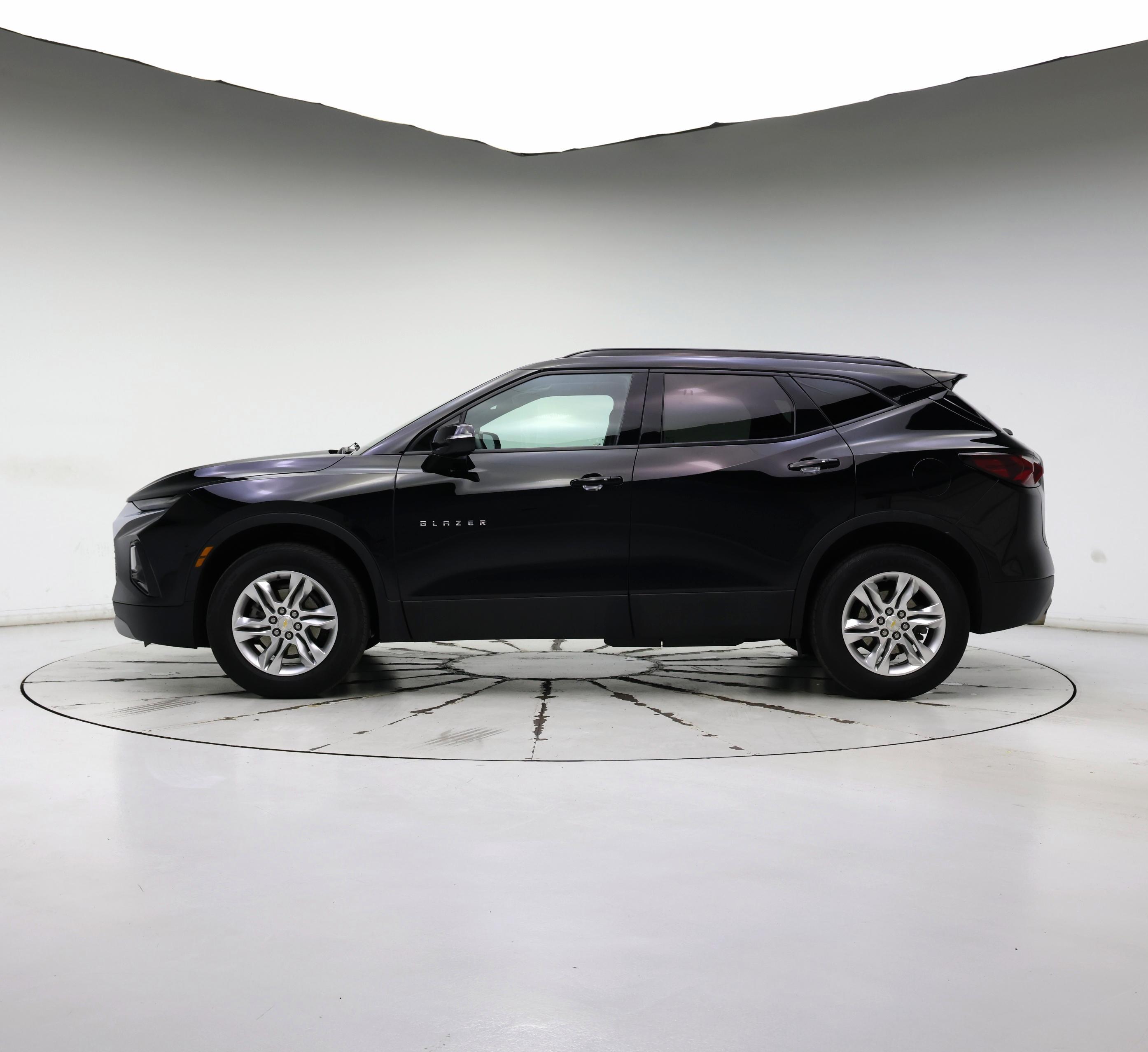 Thumbnail: 2022 Chevrolet Blazer - 3