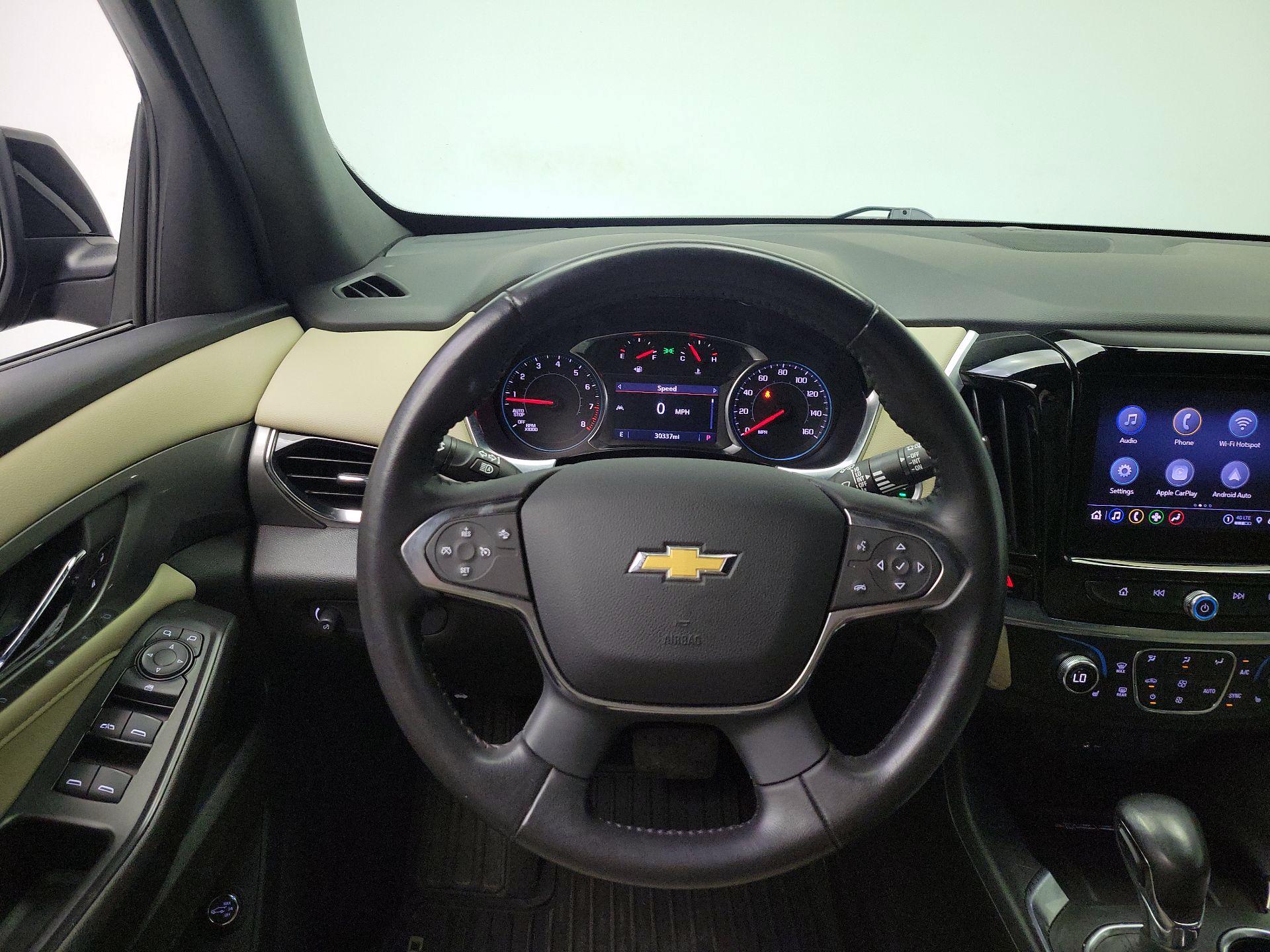 Thumbnail: 2022 Chevrolet Traverse - 10