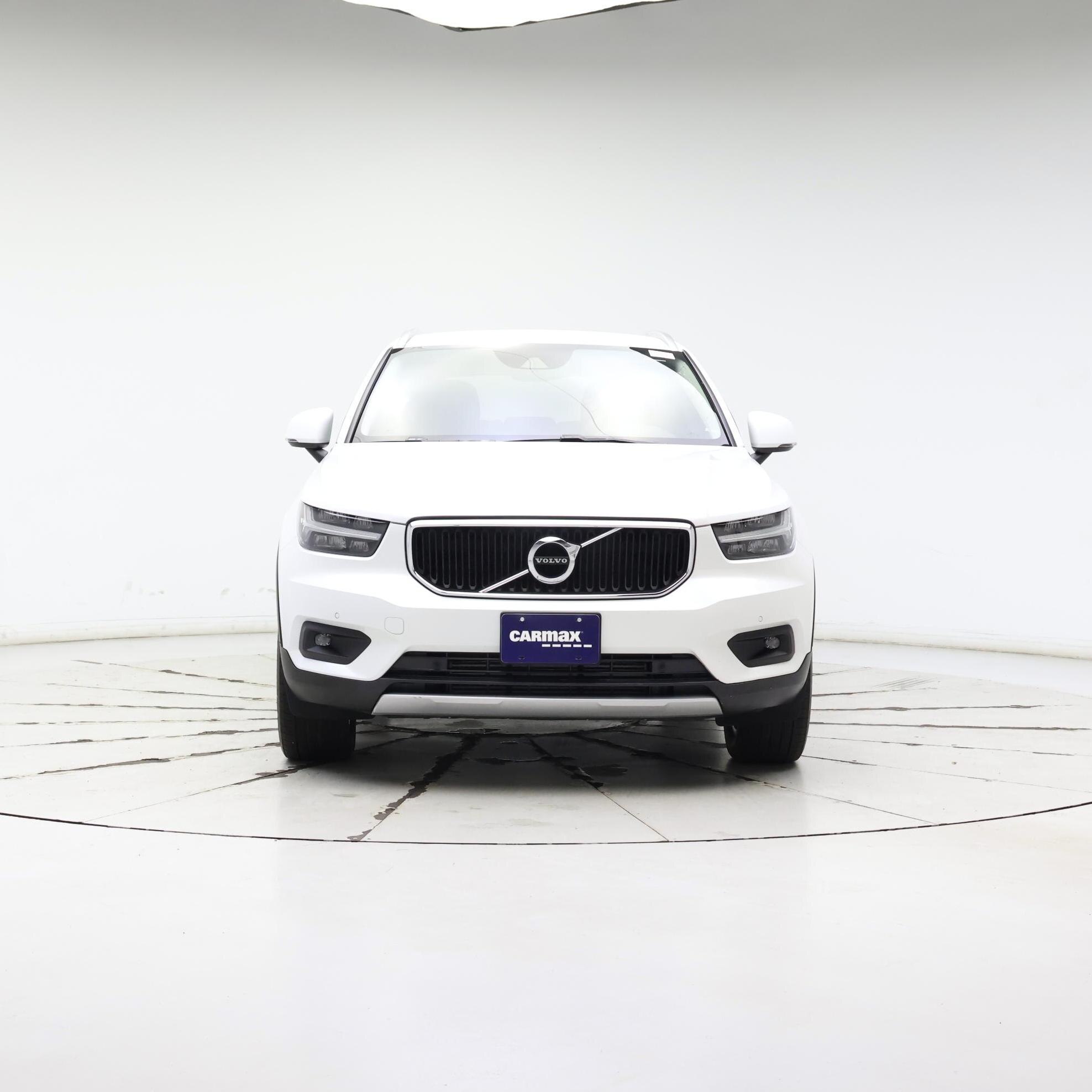 Thumbnail: 2022 Volvo XC40 - 5