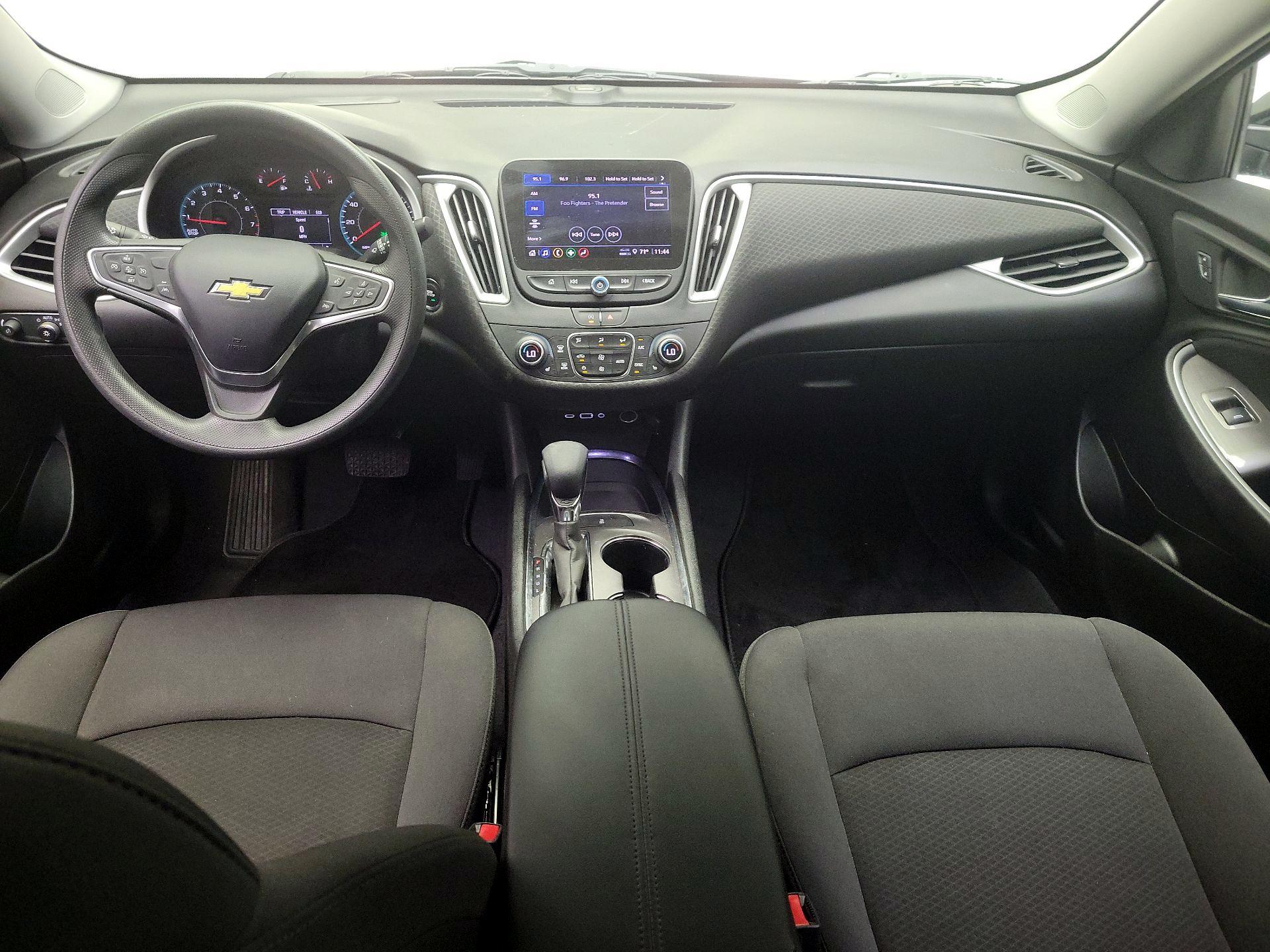 Thumbnail: 2023 Chevrolet Malibu - 9