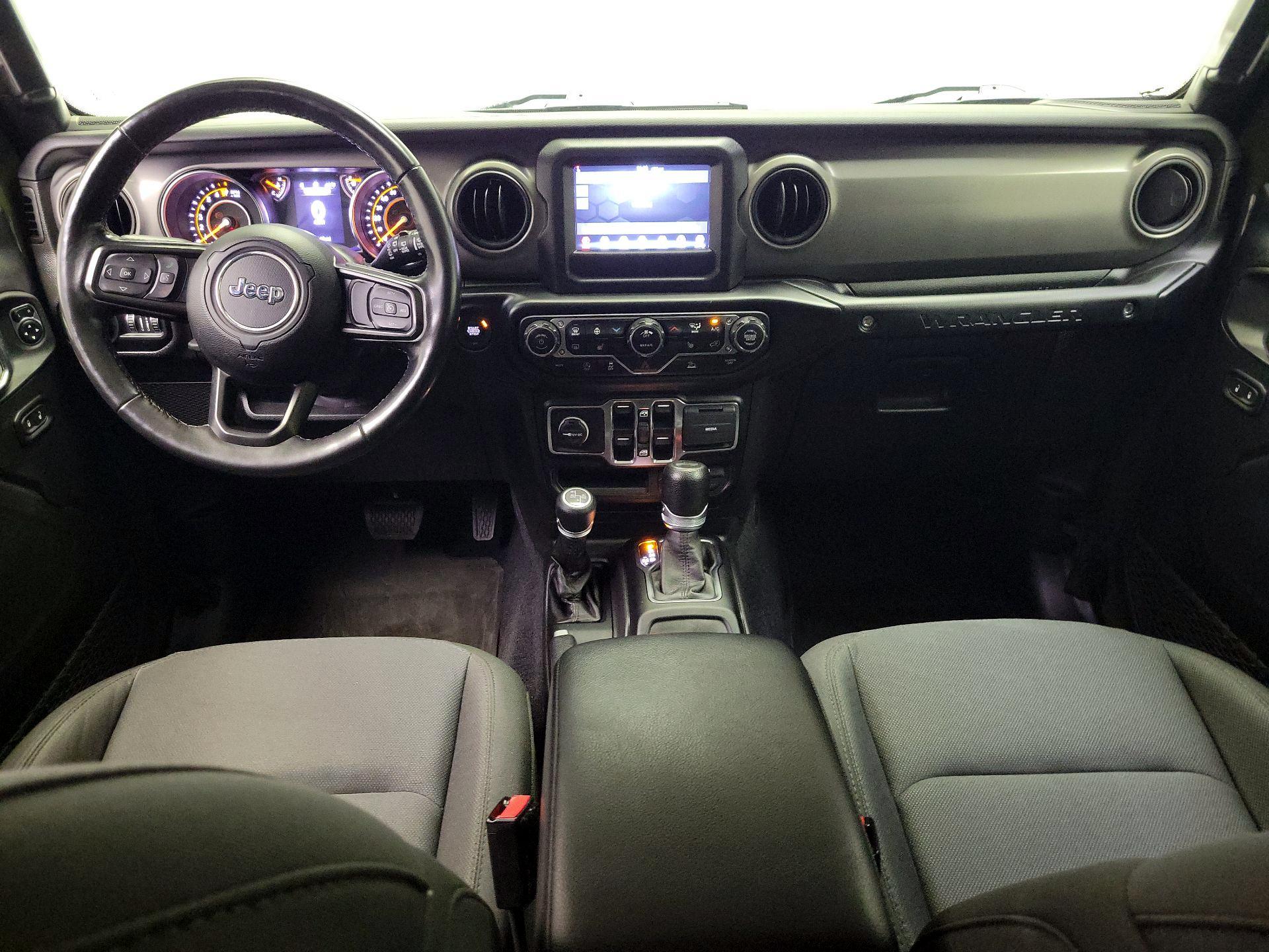 Thumbnail: 2022 Jeep Wrangler - 9
