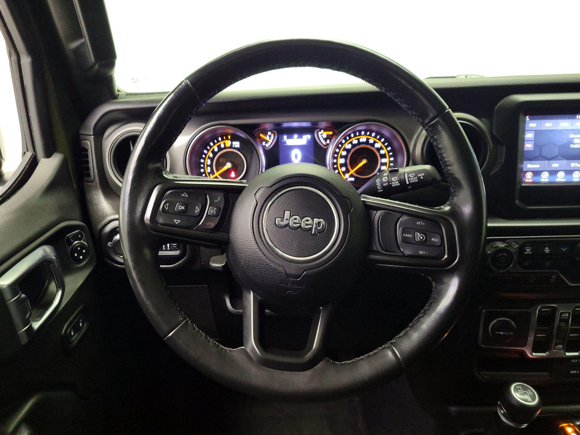 Thumbnail: 2022 Jeep Wrangler - 10