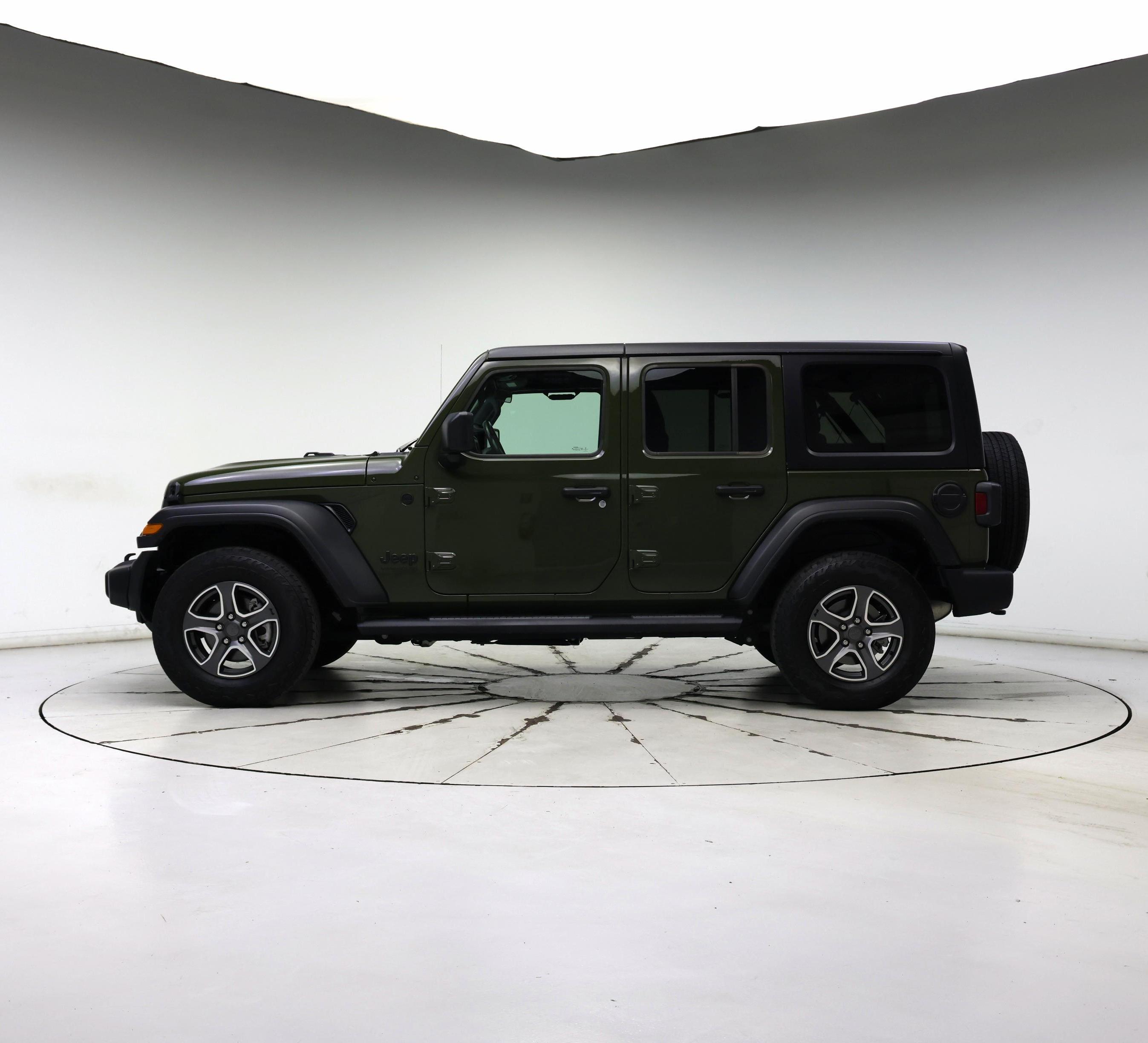 Thumbnail: 2022 Jeep Wrangler - 3