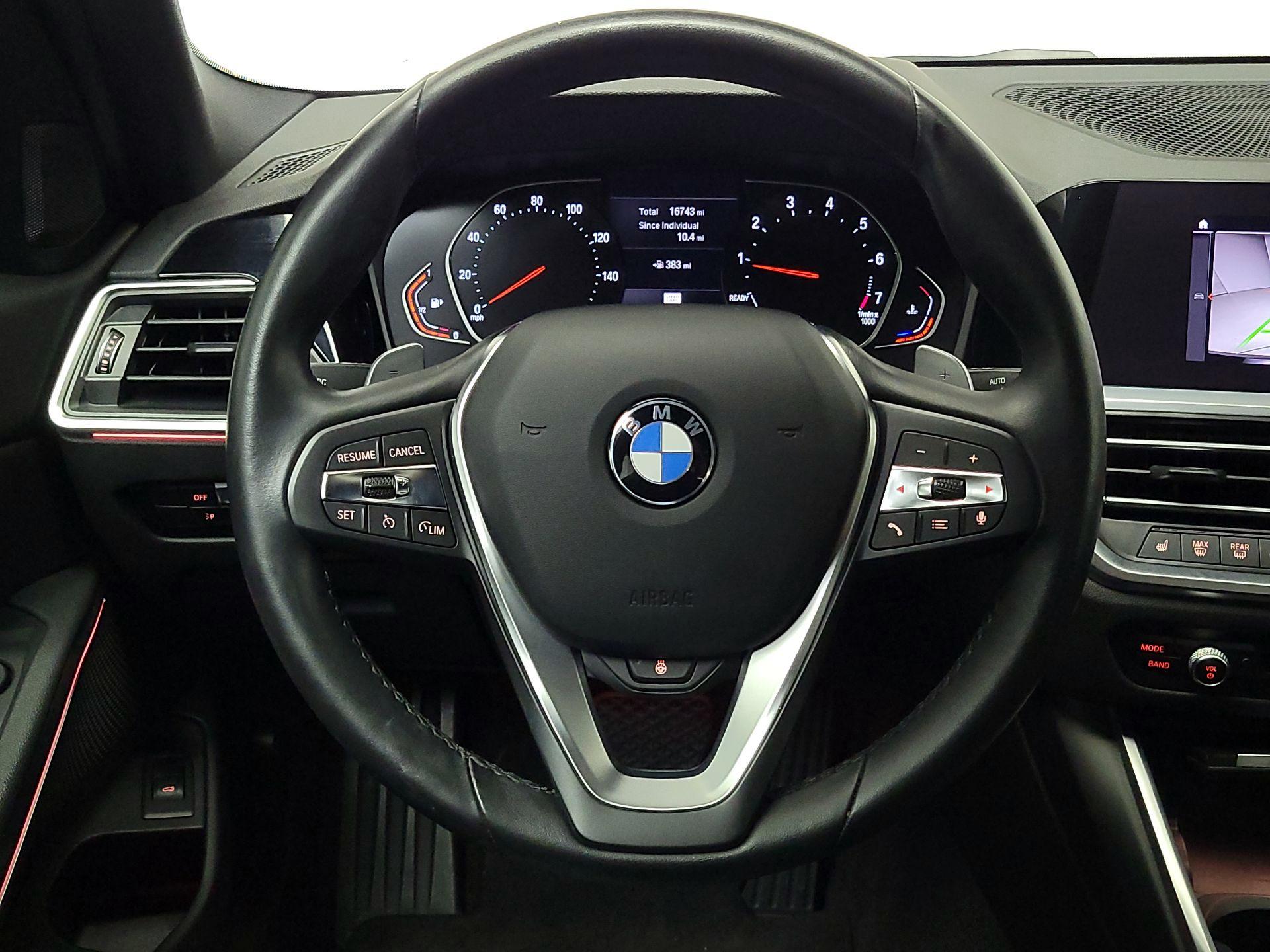 Thumbnail: 2021 BMW 3 Series - 10