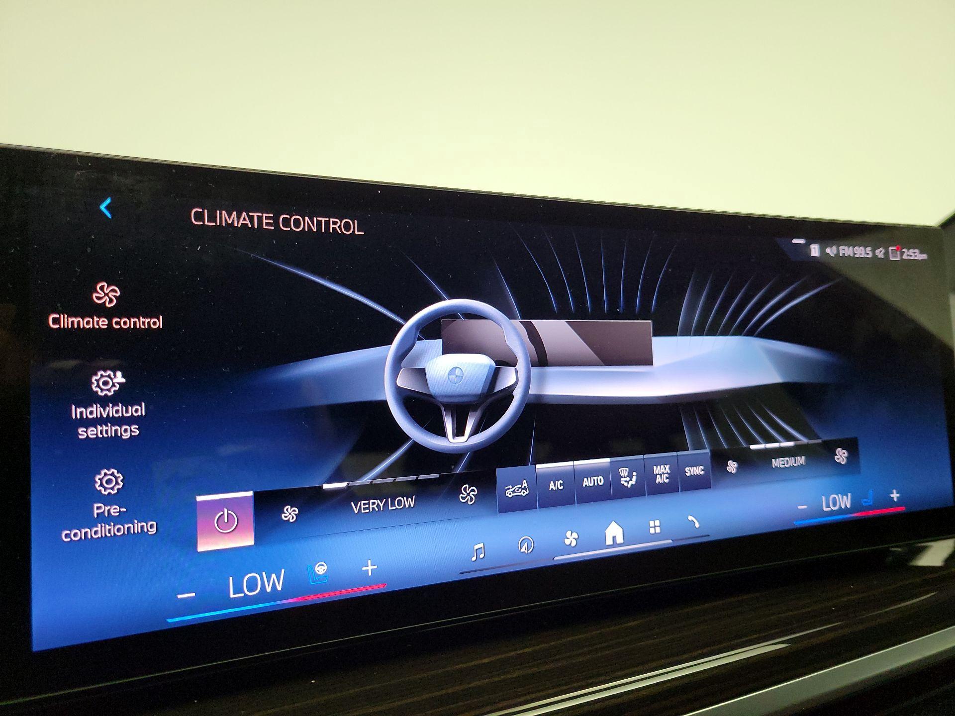 Thumbnail: 2024 BMW X5 - 17