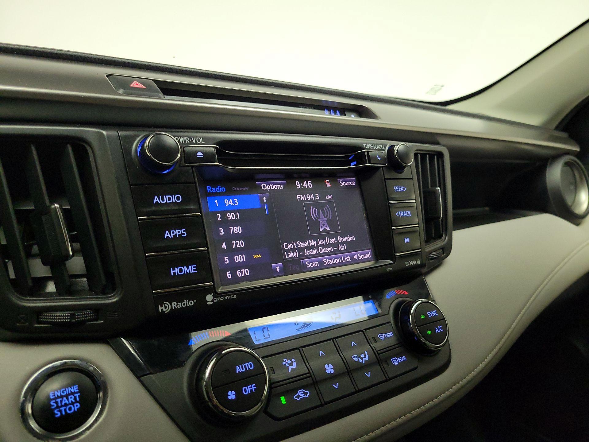Thumbnail: 2018 Toyota RAV4 - 15