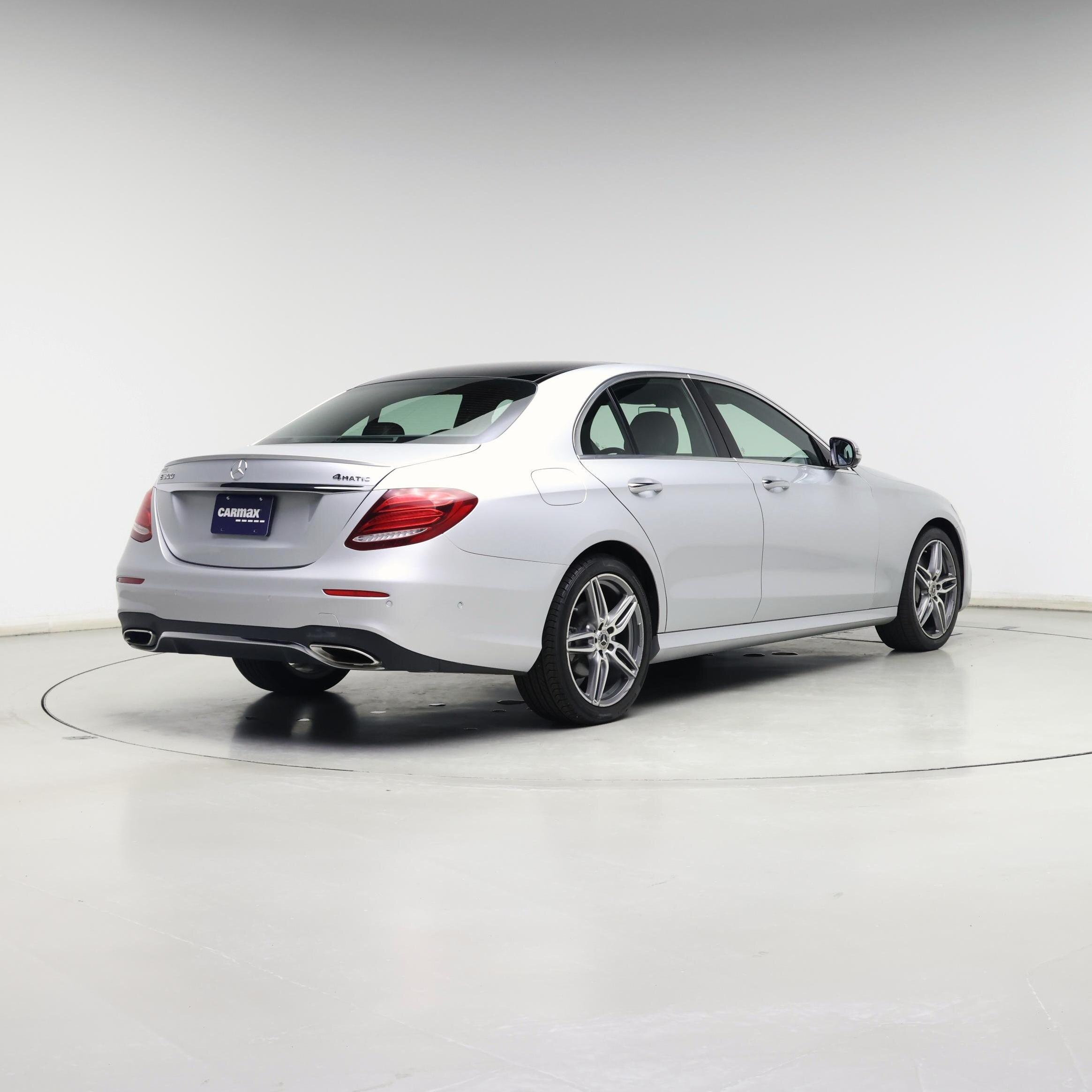 Thumbnail: 2019 Mercedes-Benz E-Class - 8